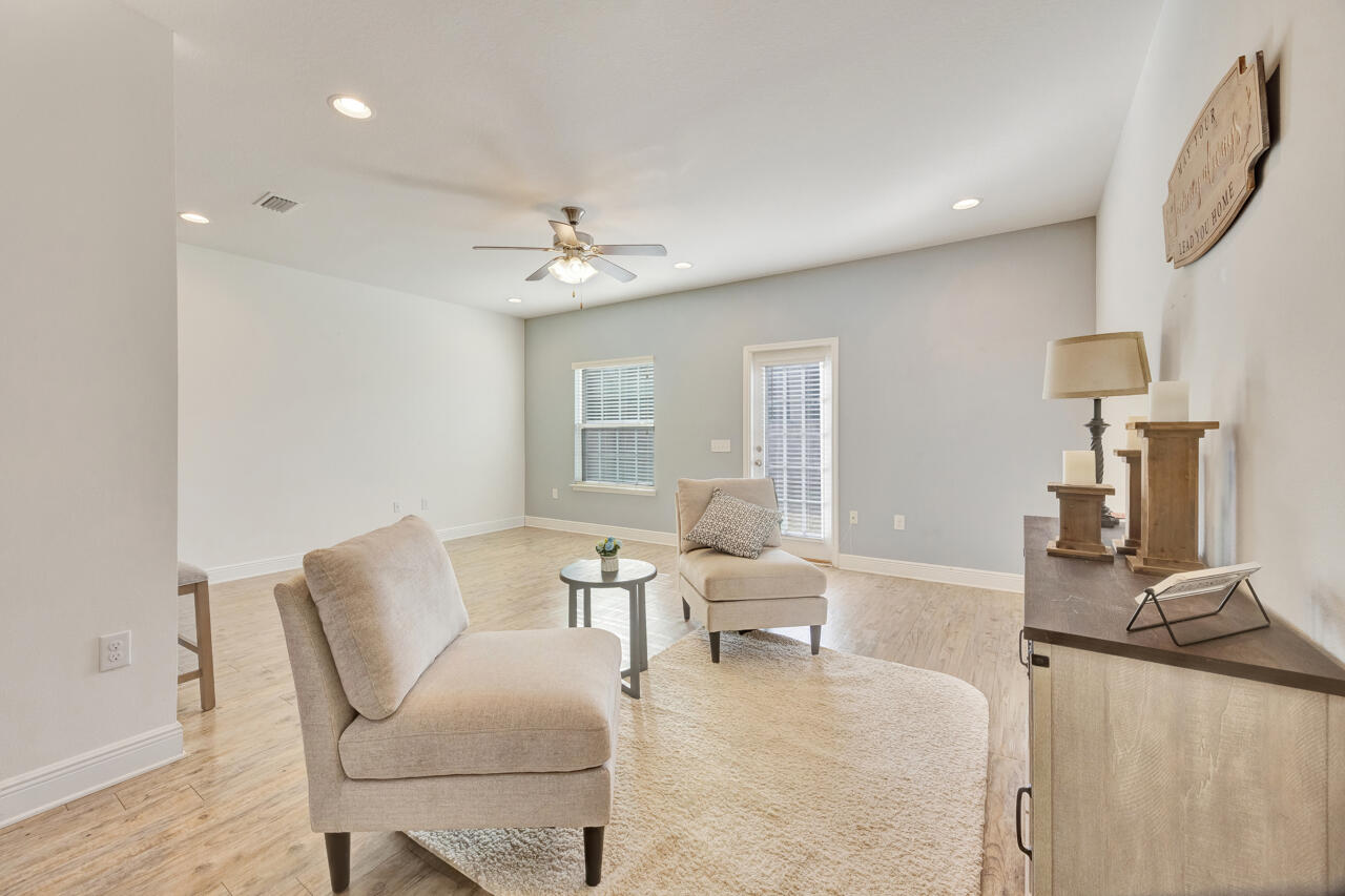 IRON HORSE TOWN HOMES - Residential