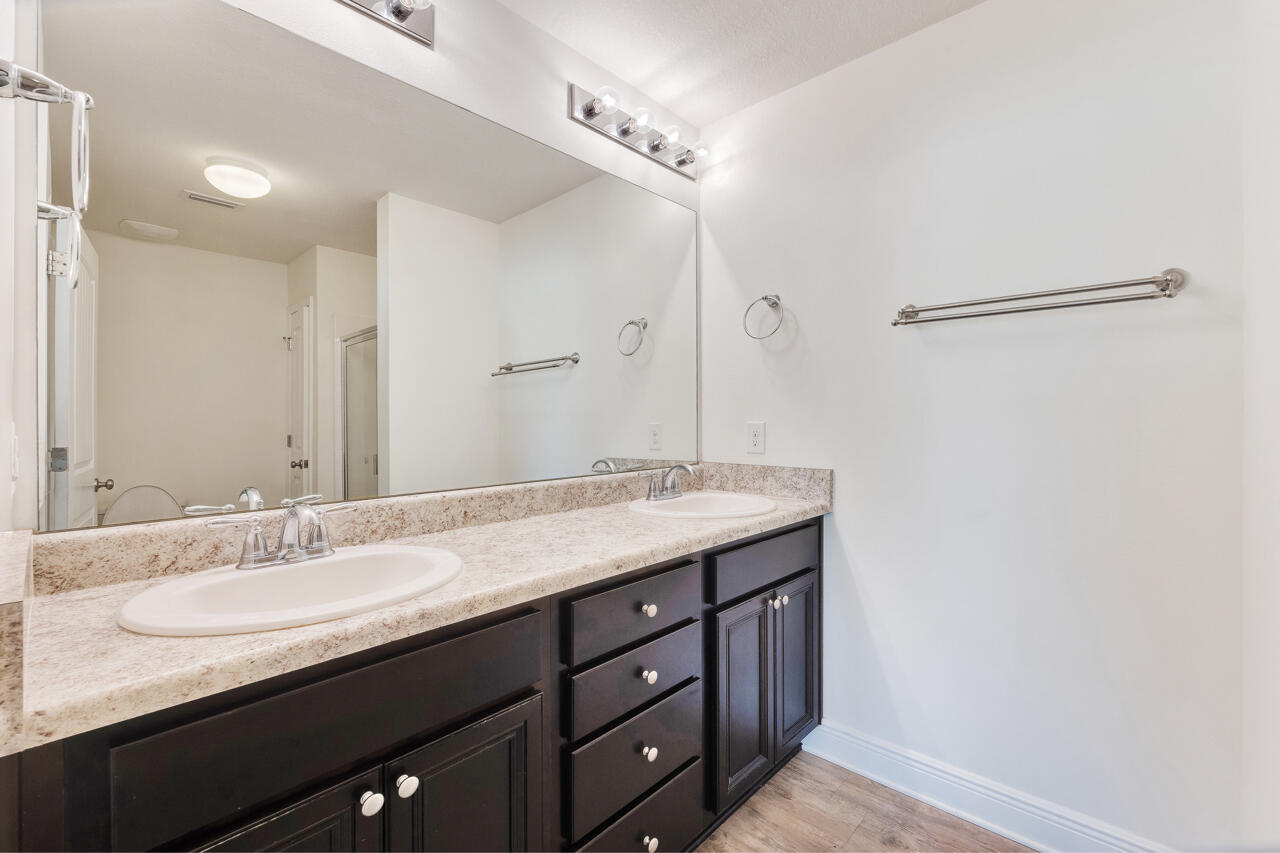 IRON HORSE TOWN HOMES - Residential