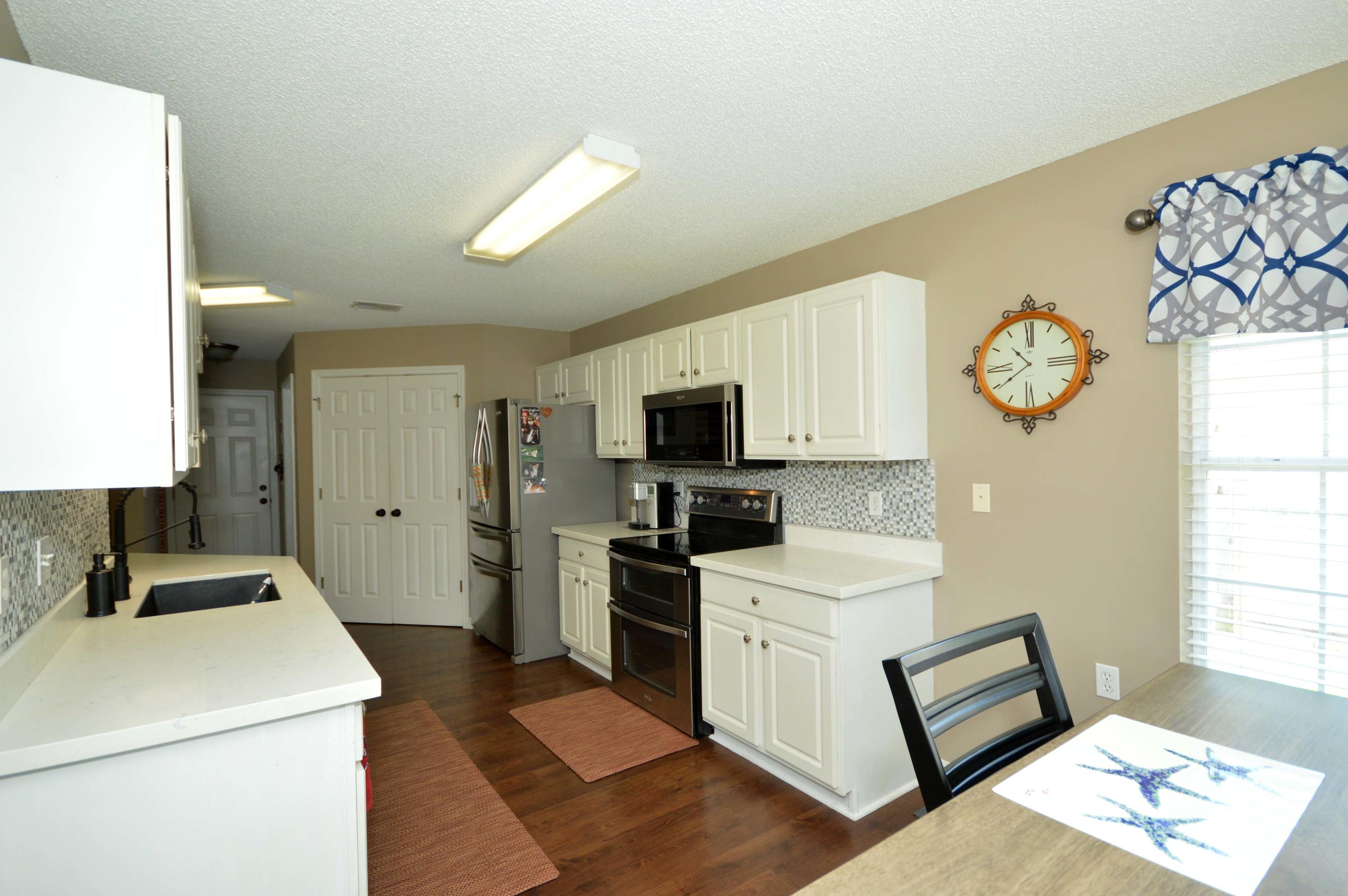 LIGHTHOUSE POINTE UNIT 3 - Residential