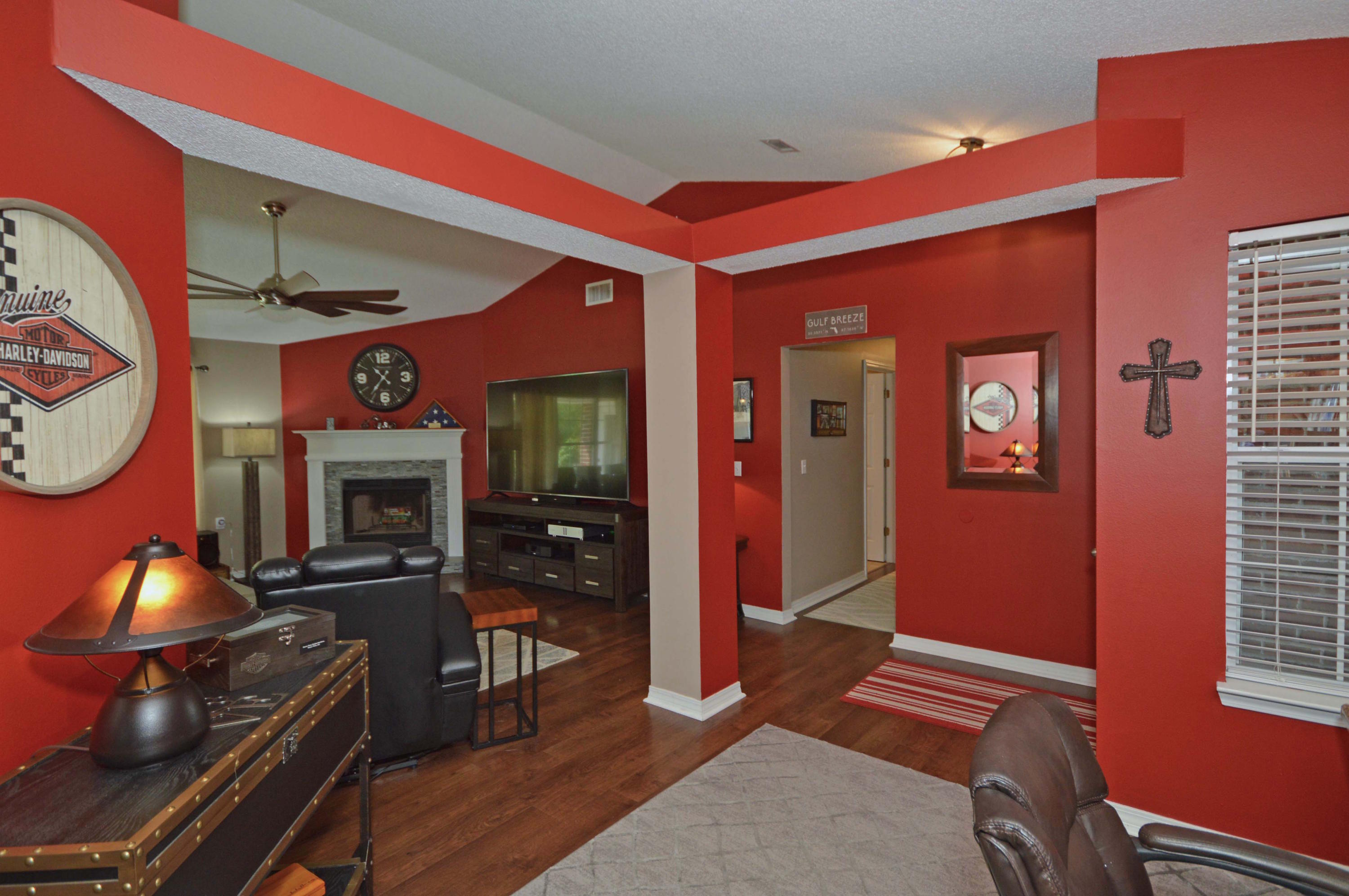 LIGHTHOUSE POINTE UNIT 3 - Residential