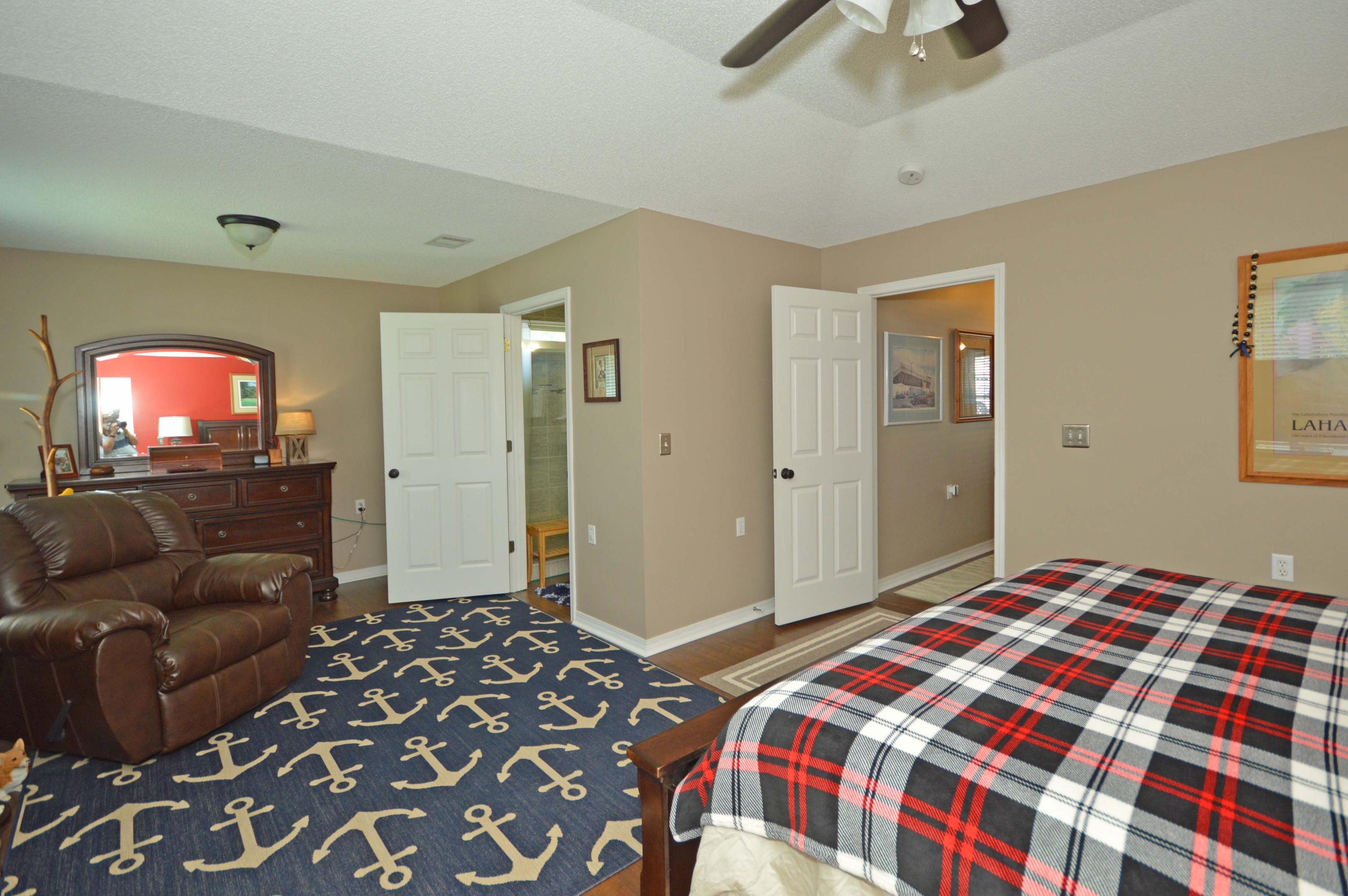 LIGHTHOUSE POINTE UNIT 3 - Residential