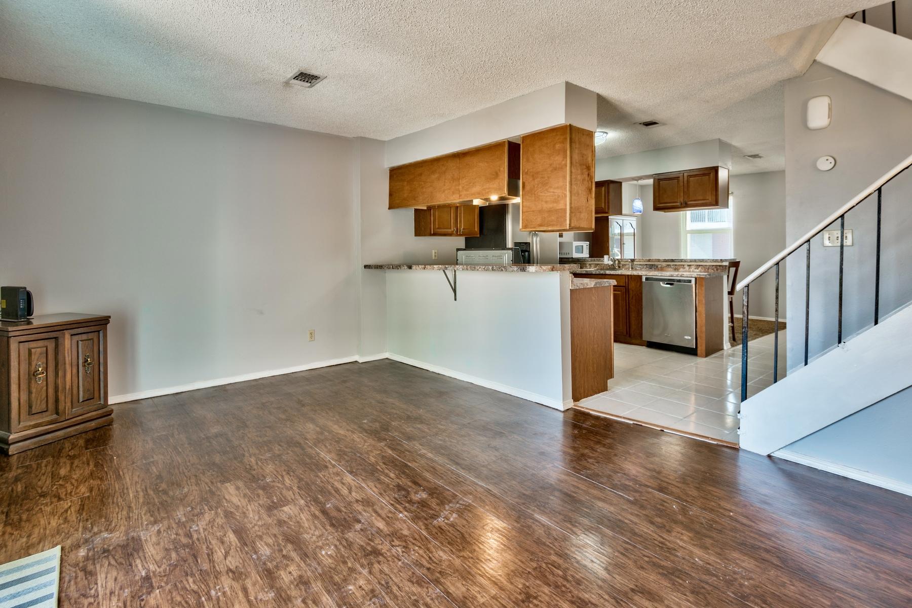 LEGION VILLAGE T/H - Residential