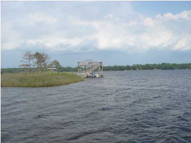 LAGRANGE SHORES - Land