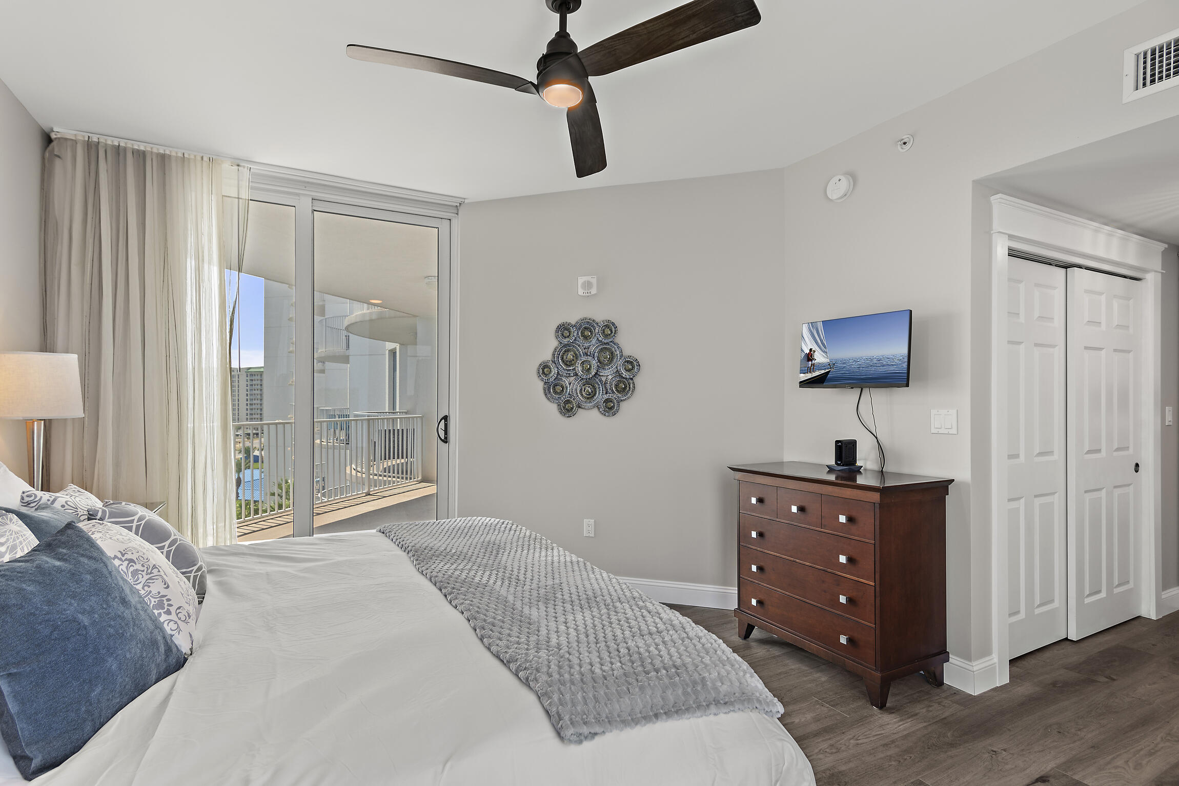 THE PALMS OF DESTIN - Residential