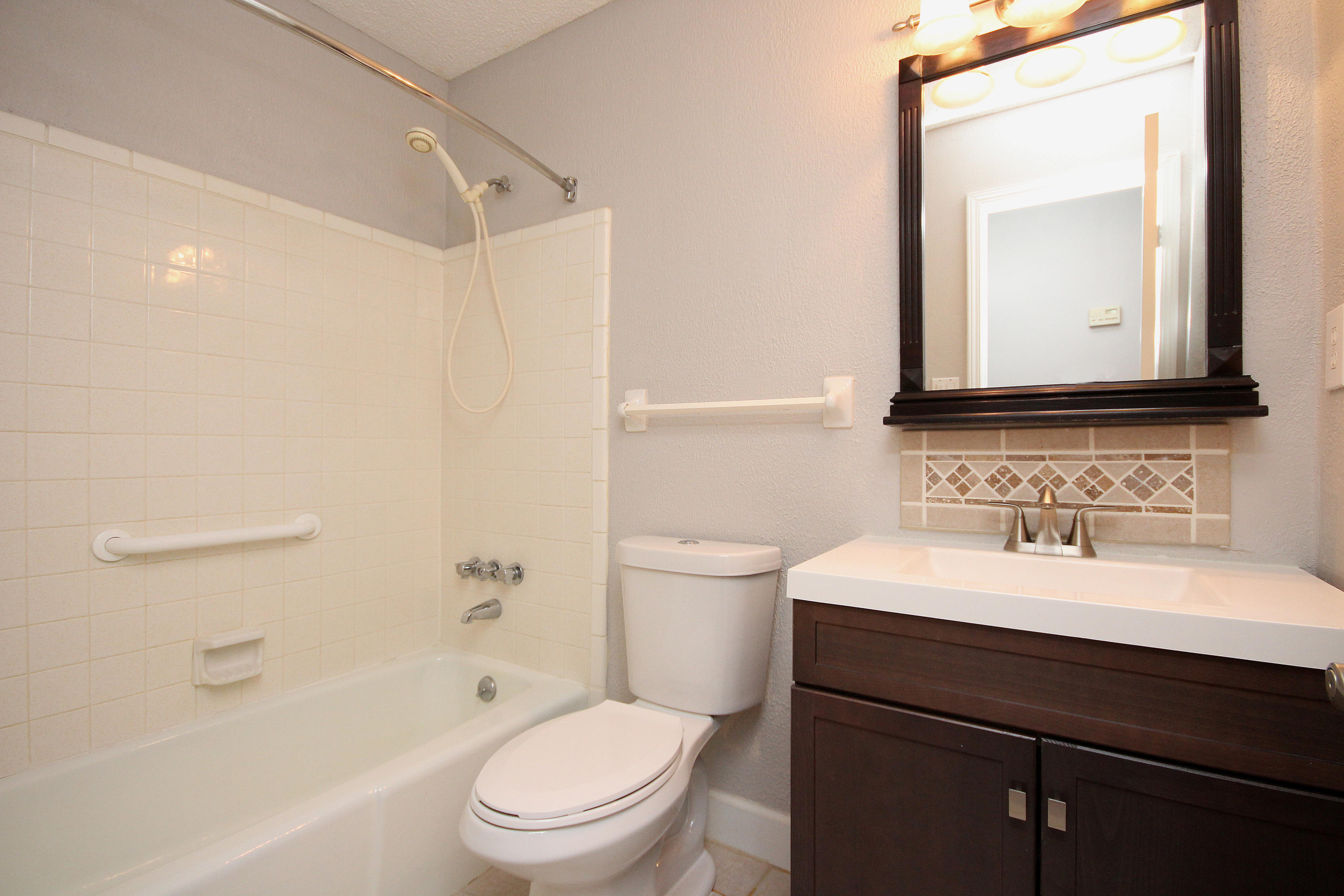 BLUEWATER BAY VILLAGE 1A - Residential