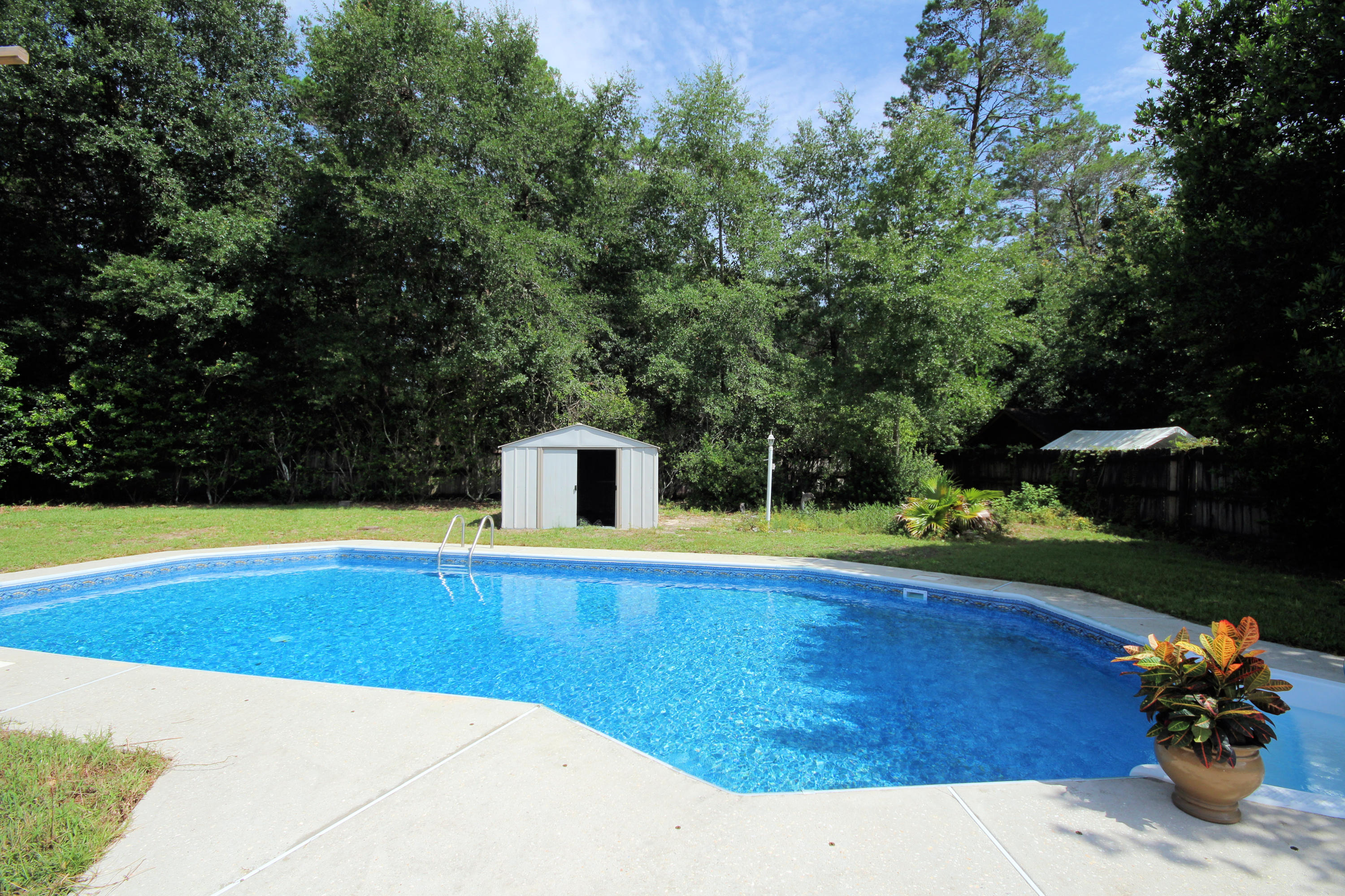 BLUEWATER BAY VILLAGE 1A - Residential