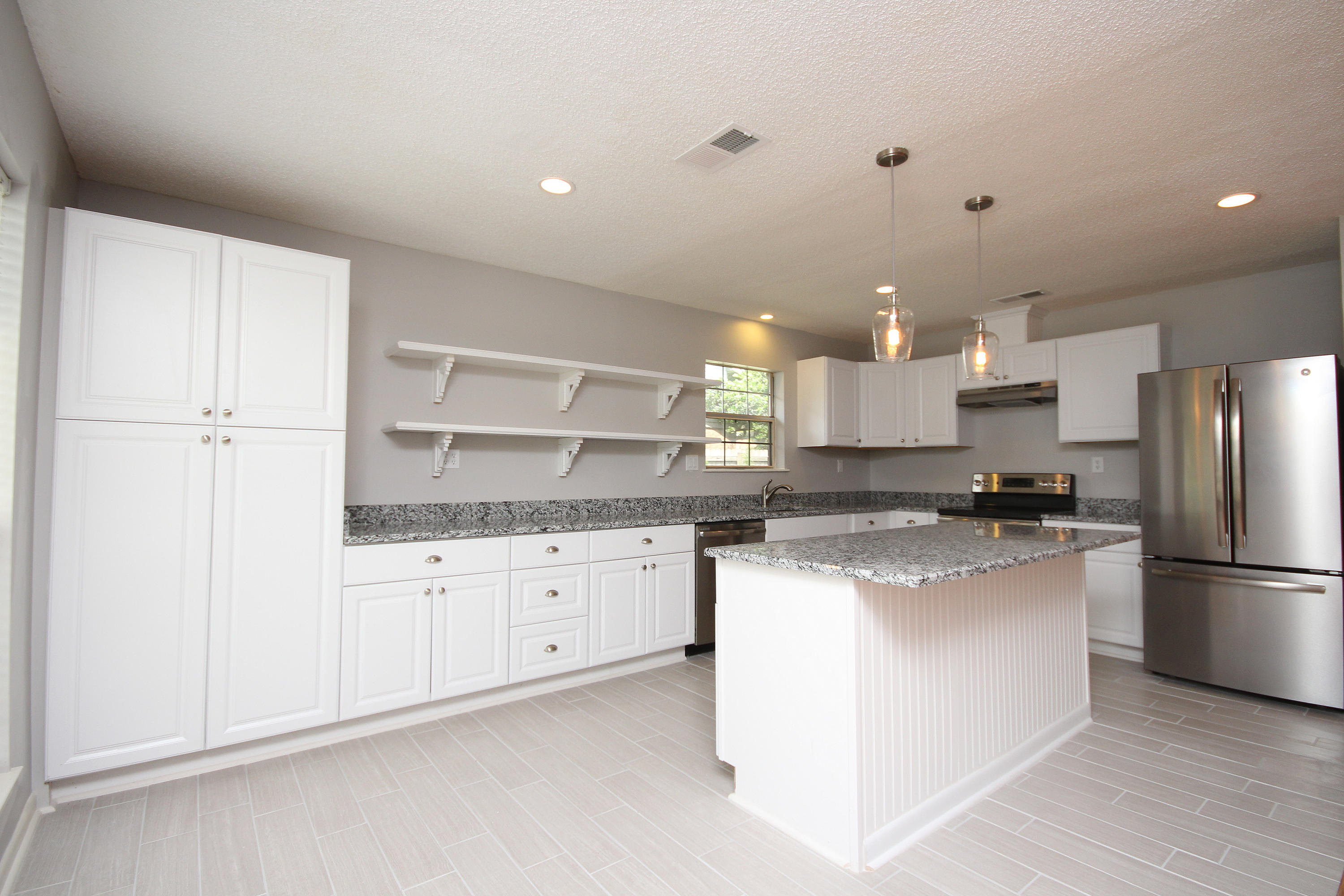 BLUEWATER BAY VILLAGE 1A - Residential