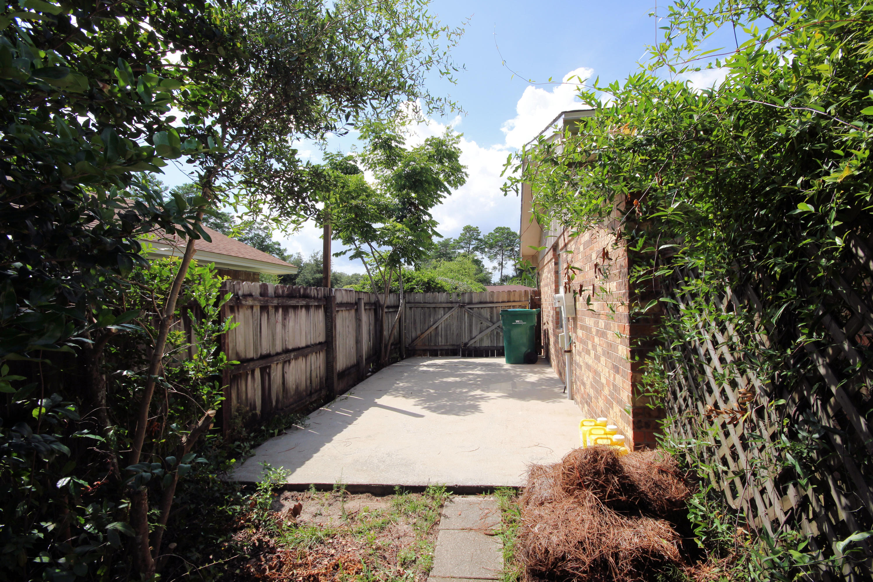 BLUEWATER BAY VILLAGE 1A - Residential