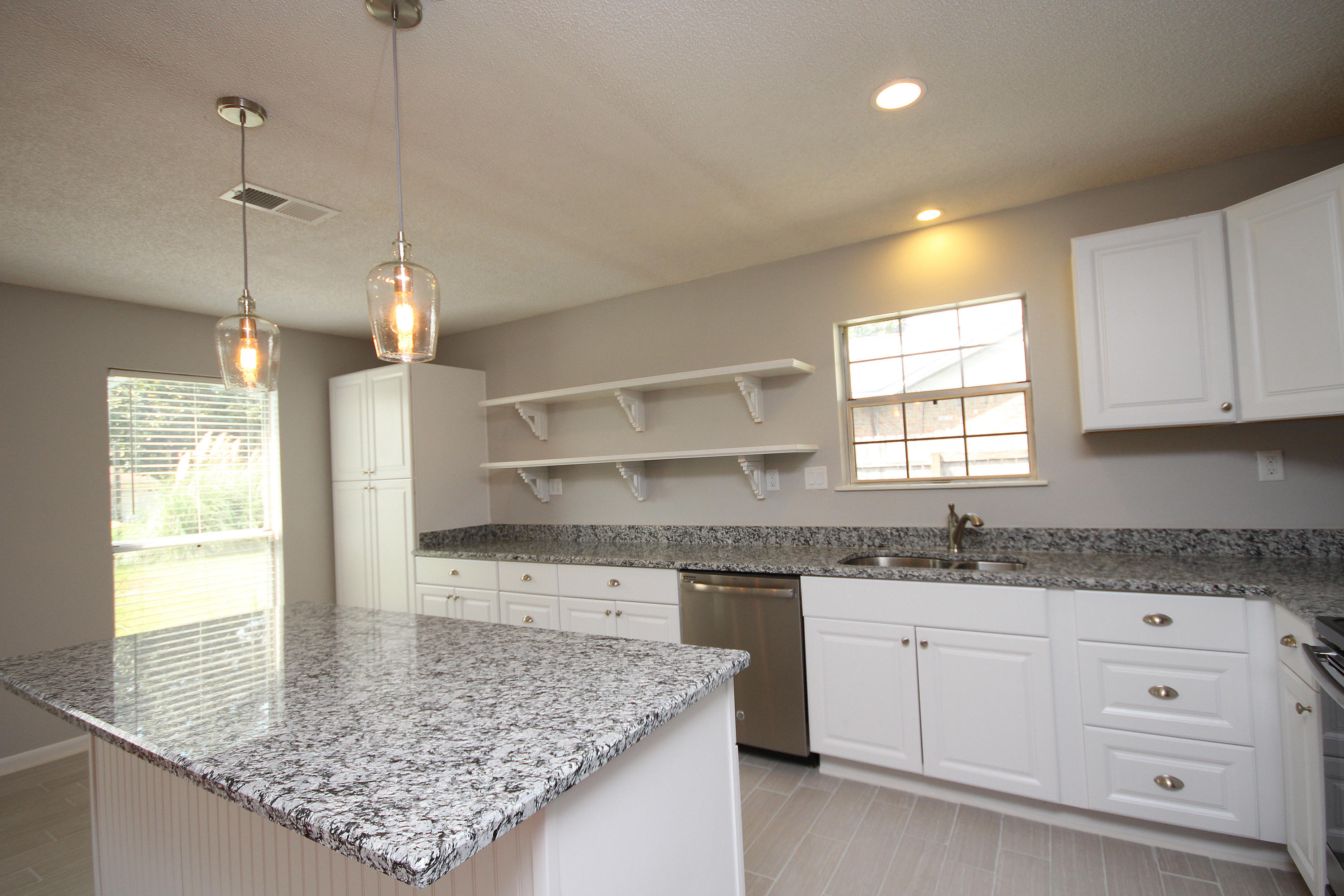 BLUEWATER BAY VILLAGE 1A - Residential