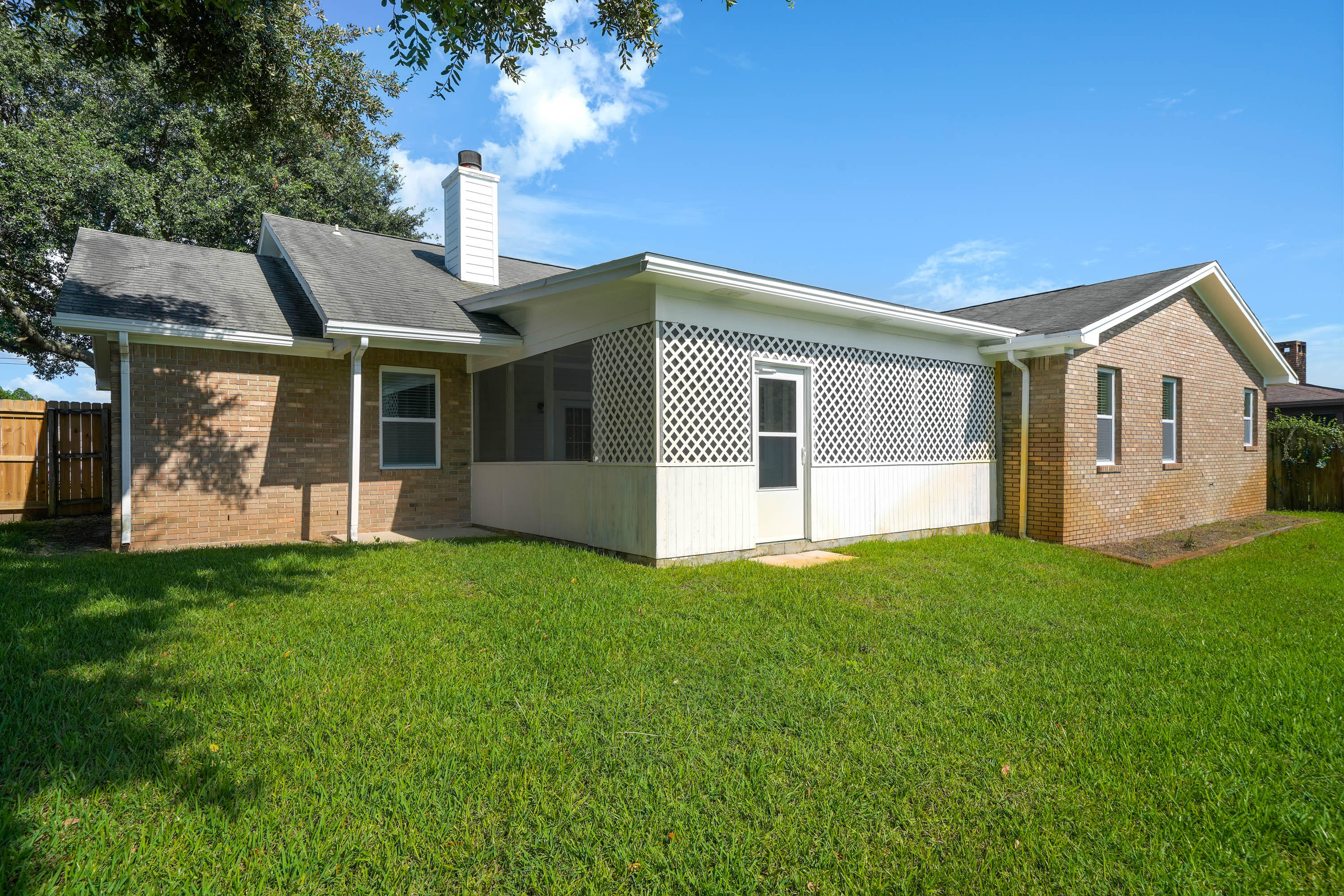 TIMBERLAKE ESTATES 1ST ADDN - Residential