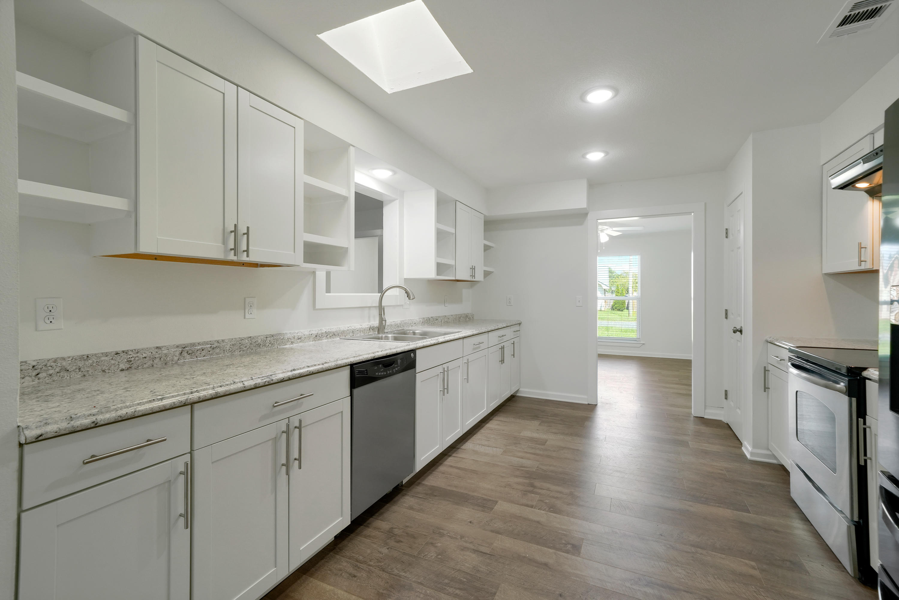 TIMBERLAKE ESTATES 1ST ADDN - Residential