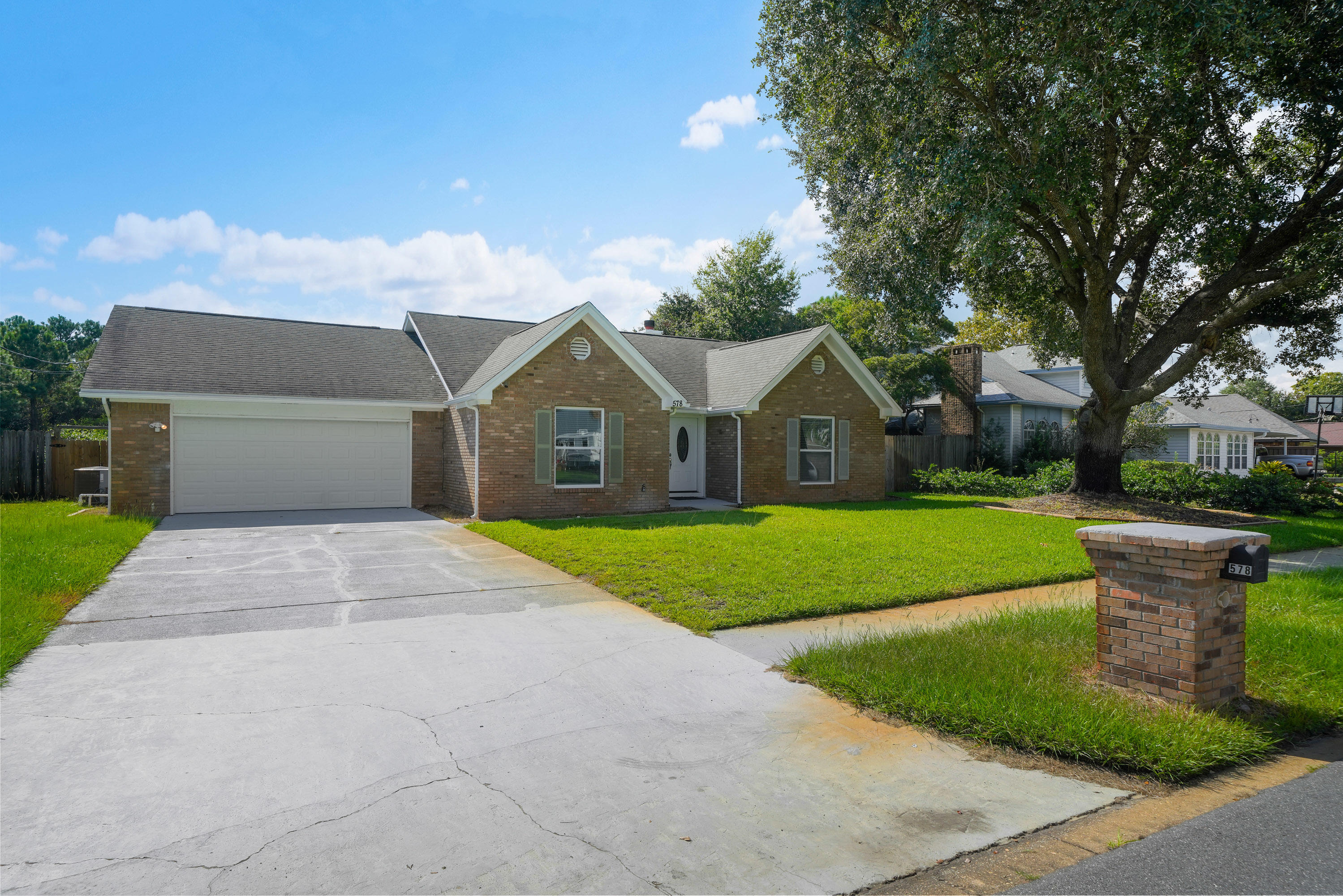 TIMBERLAKE ESTATES 1ST ADDN - Residential