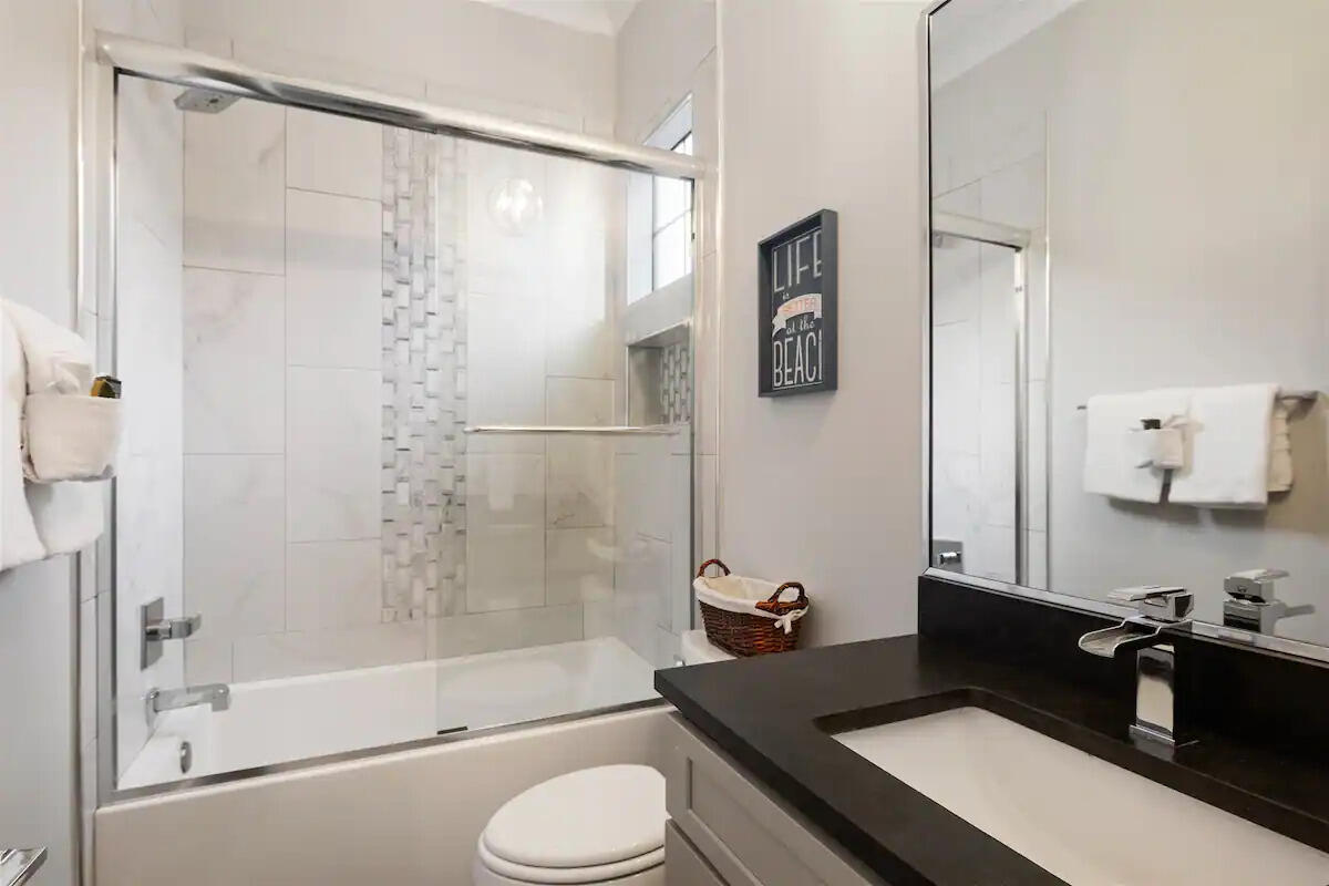 Villa Lago - Residential Lease