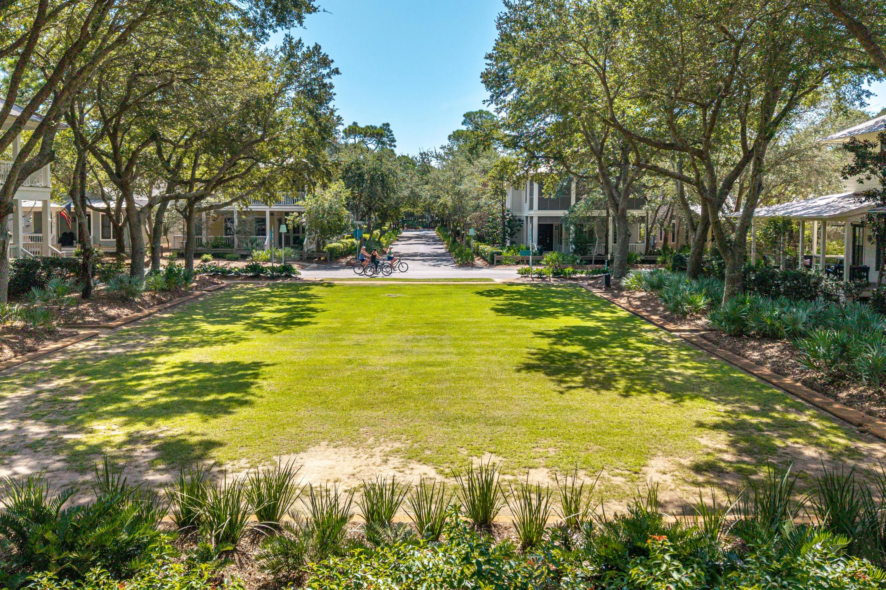 Santa Rosa Beach, Florida, 32459, United States, 2 Bedrooms Bedrooms, ,3 BathroomsBathrooms,Residential,Active,1945432