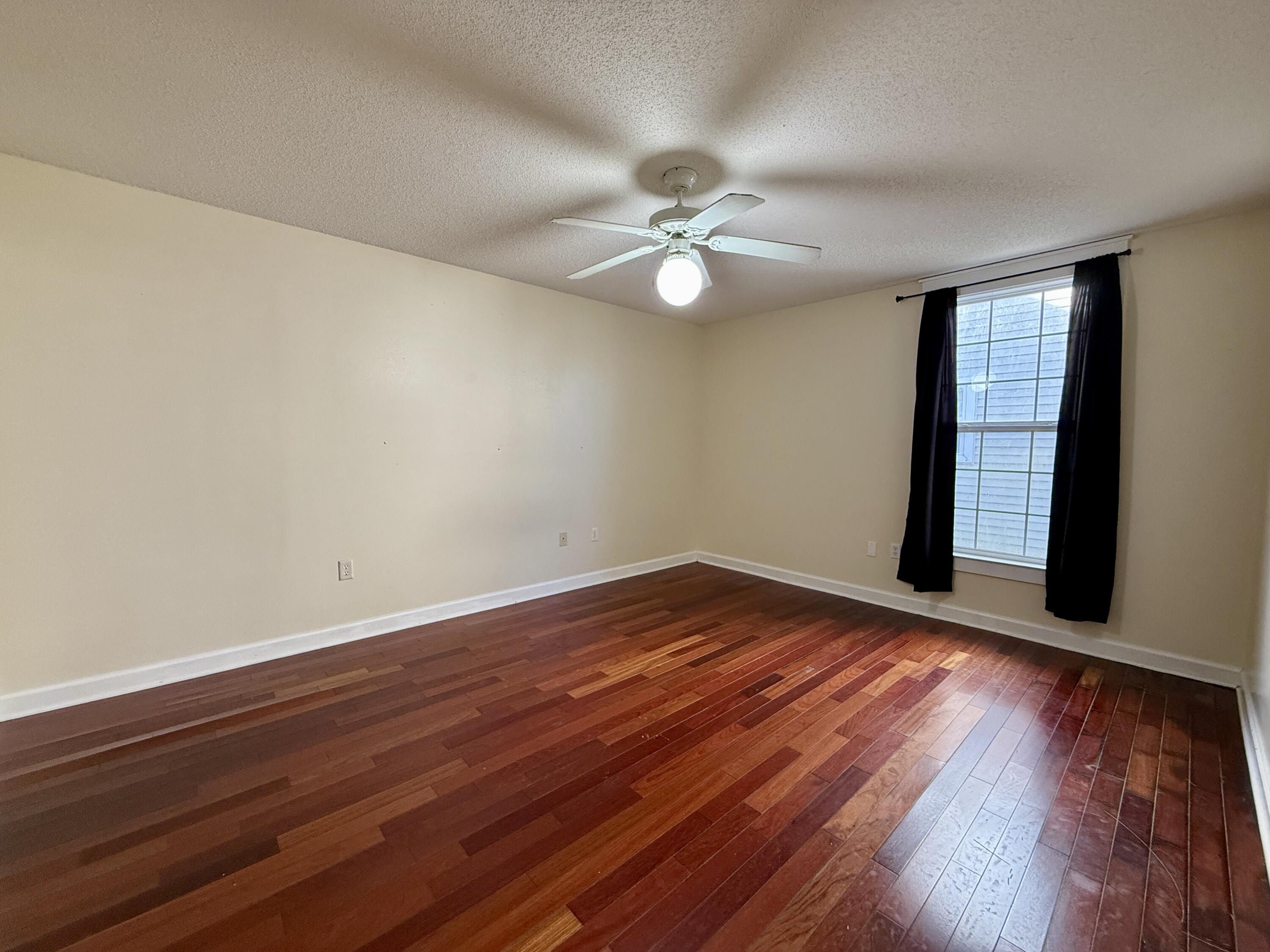 SCRANTON ESTATES - Residential