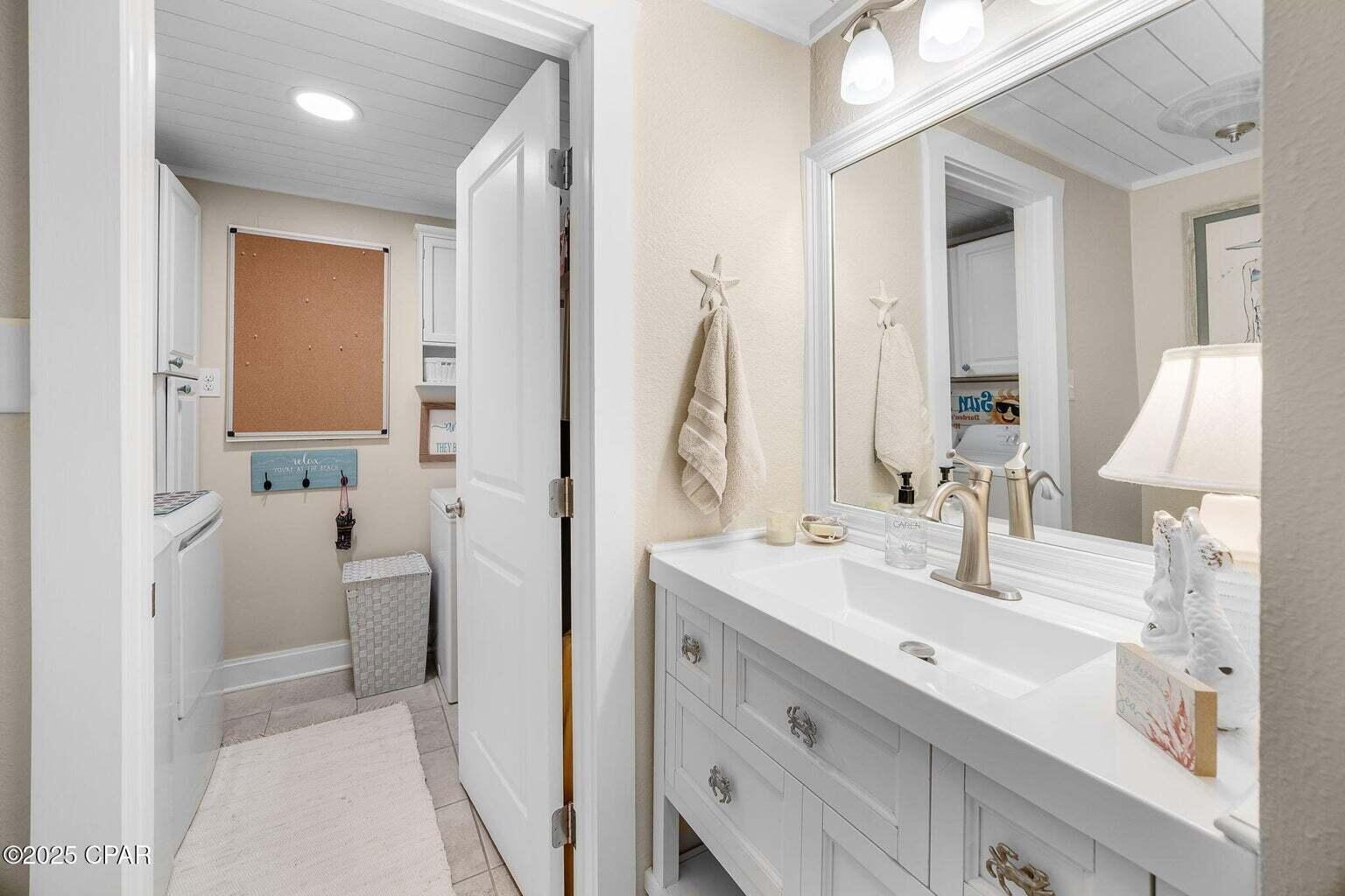 SUNNYSIDE BEACH & TENNIS CONDO - Residential