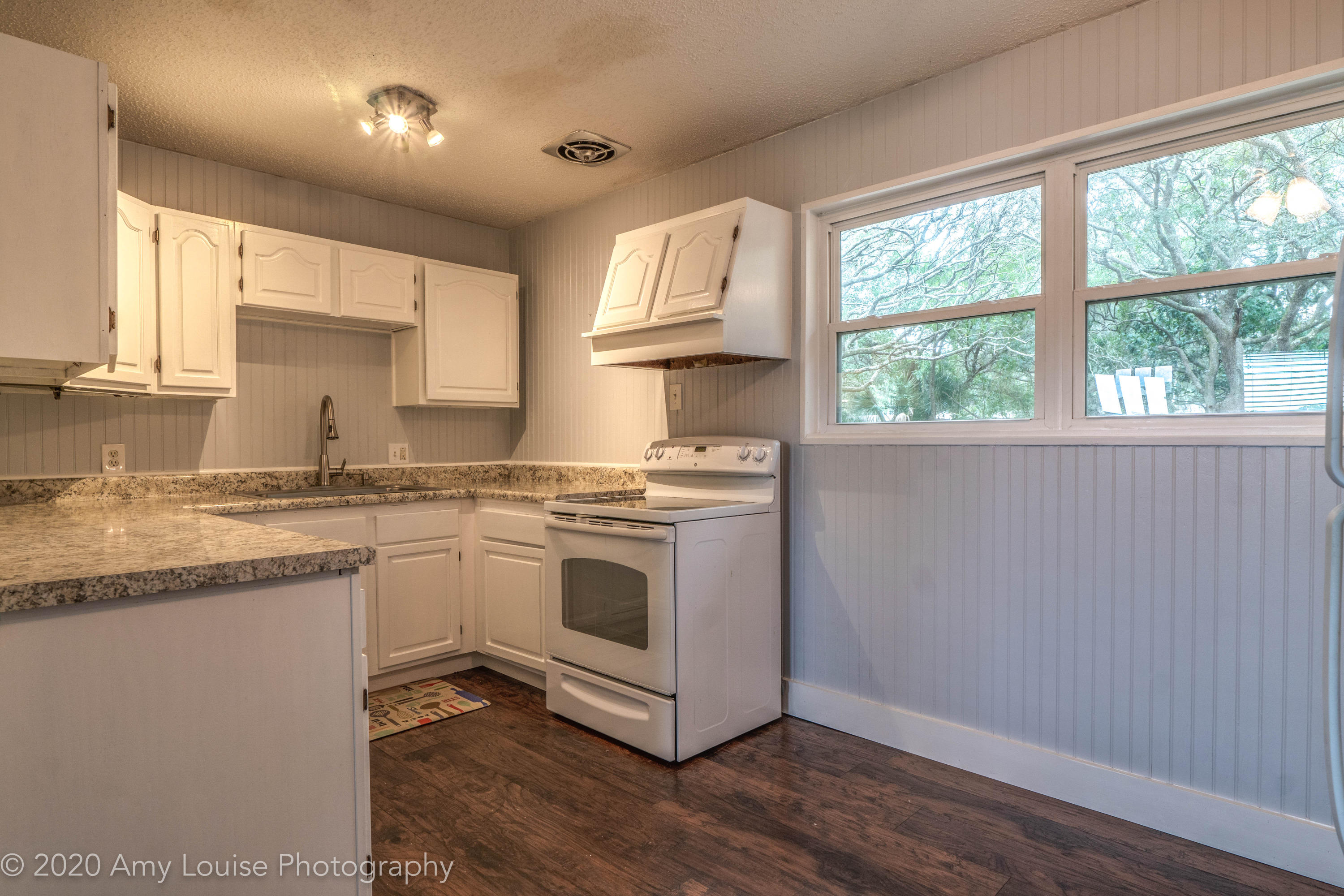 SEABREEZE 4TH ADDN - Residential