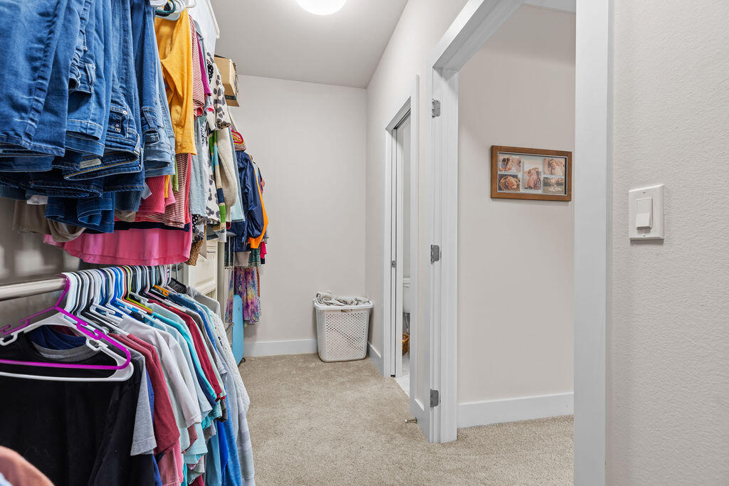 LAGRANGE LANDING - Residential