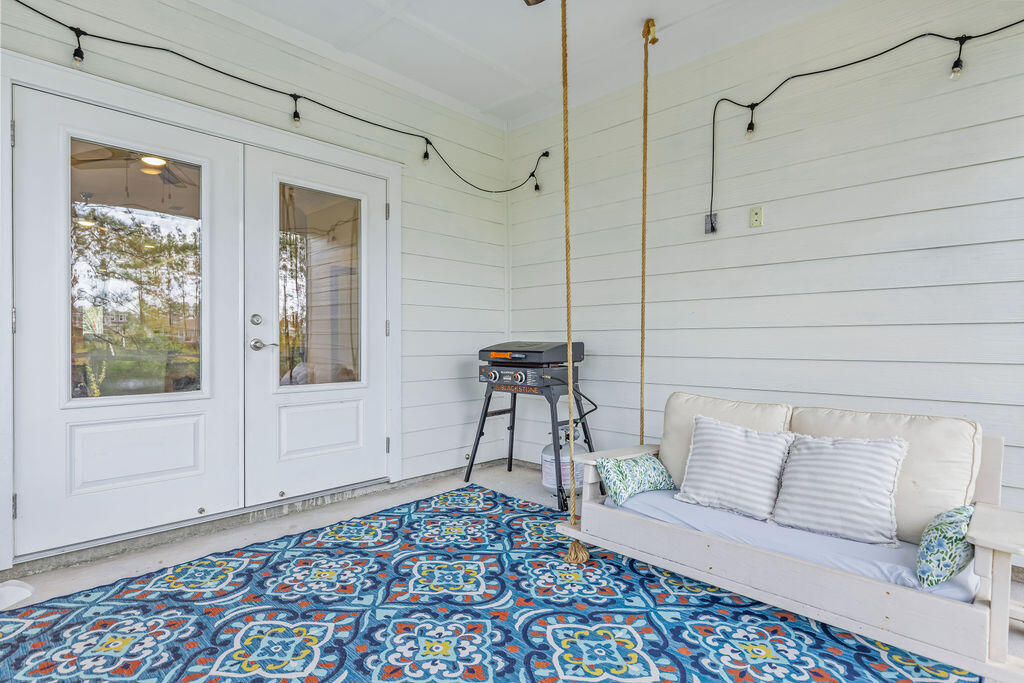 LAGRANGE LANDING - Residential