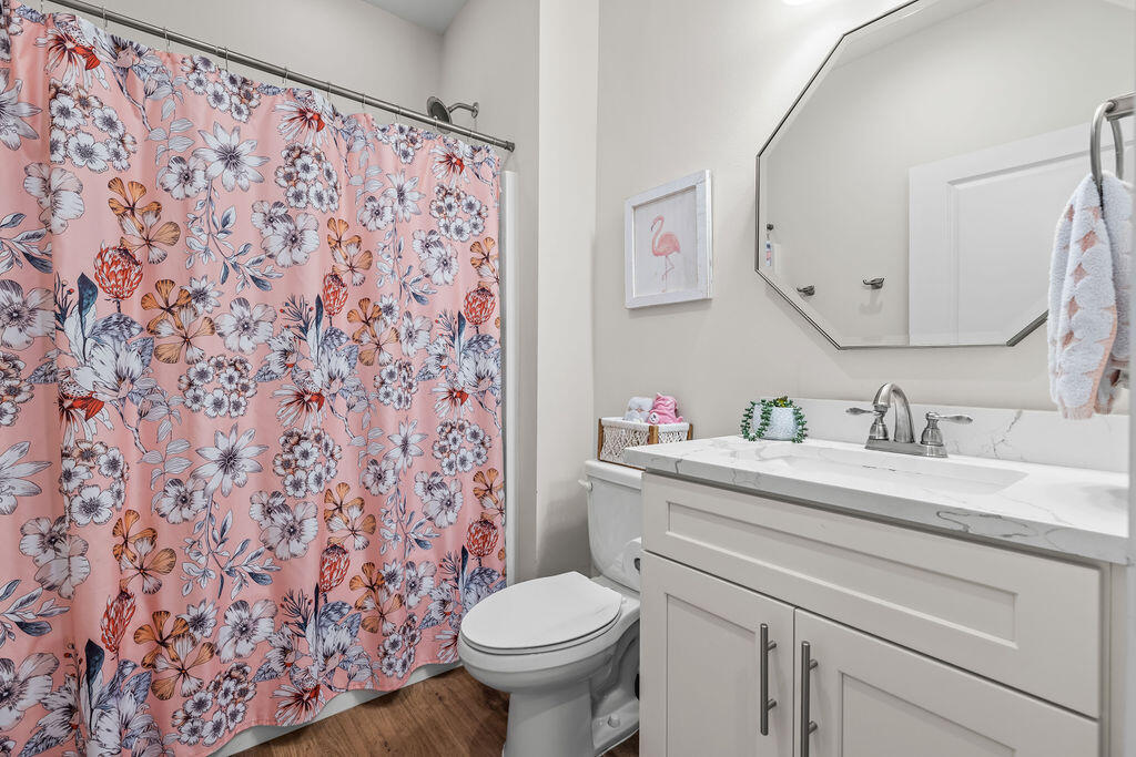 LAGRANGE LANDING - Residential