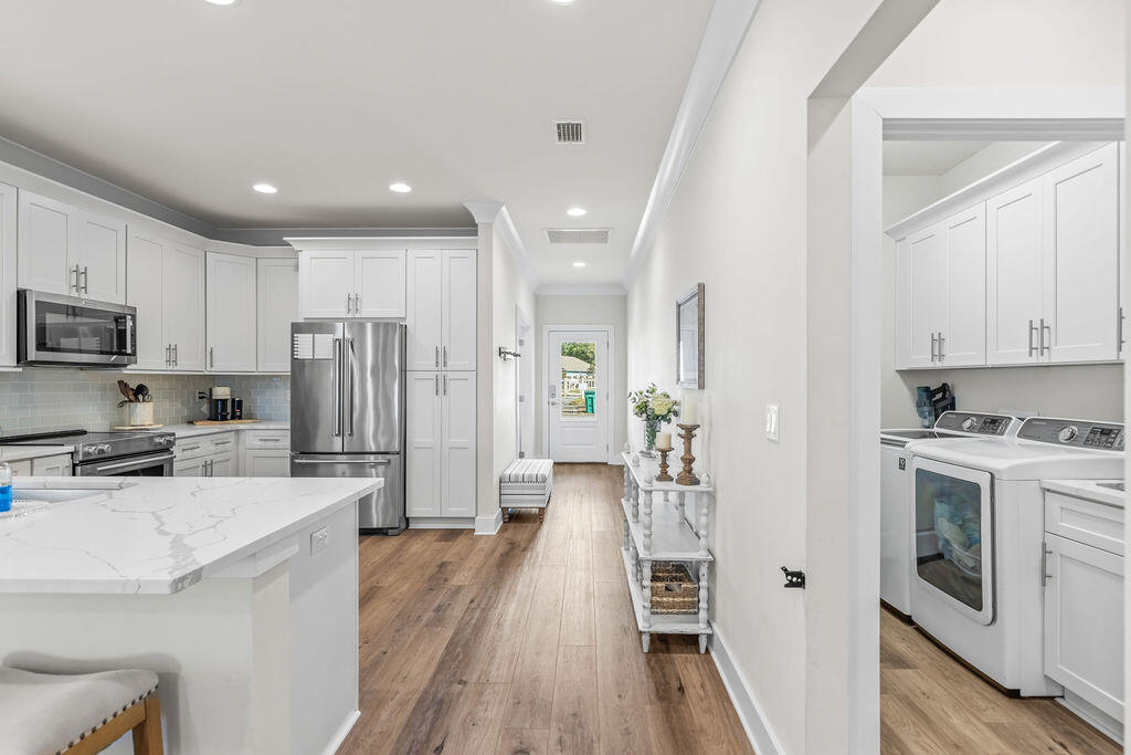 LAGRANGE LANDING - Residential