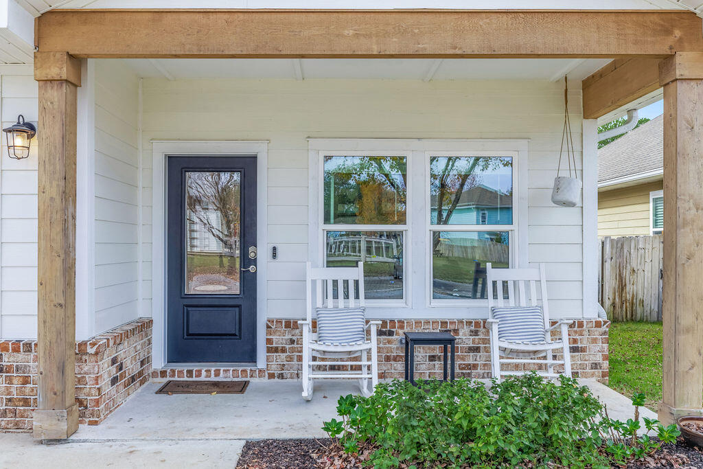 LAGRANGE LANDING - Residential