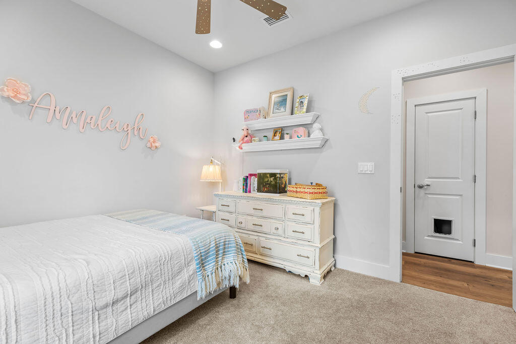 LAGRANGE LANDING - Residential