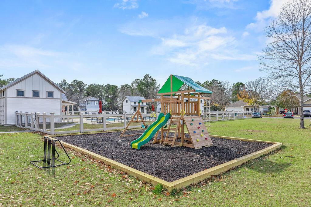 LAGRANGE LANDING - Residential