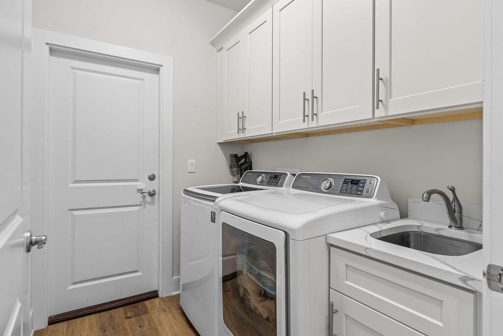 LAGRANGE LANDING - Residential