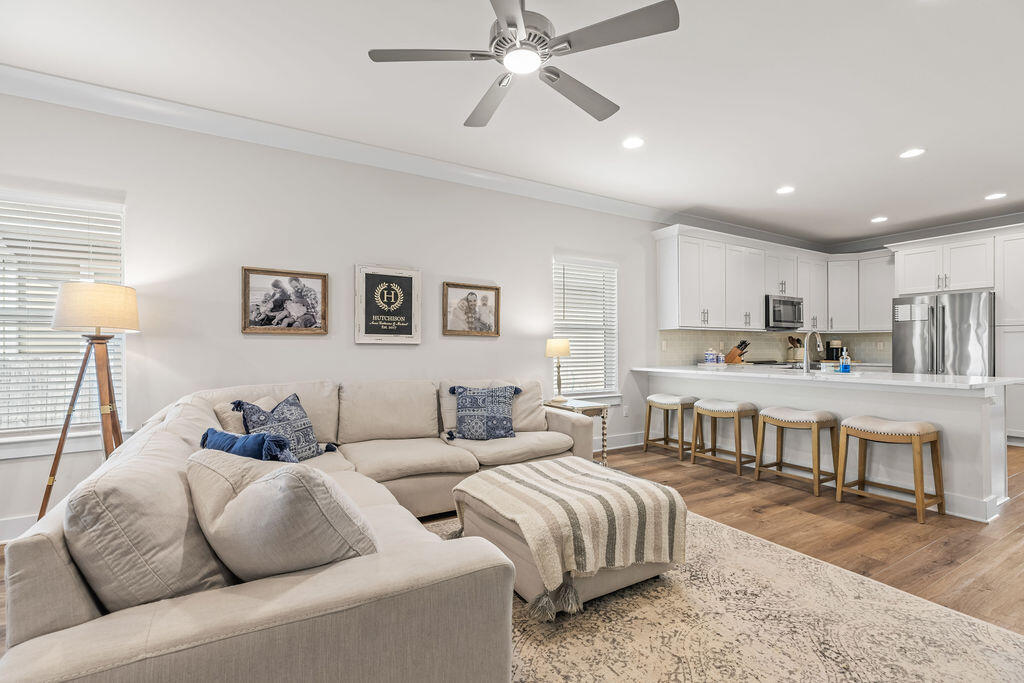 LAGRANGE LANDING - Residential