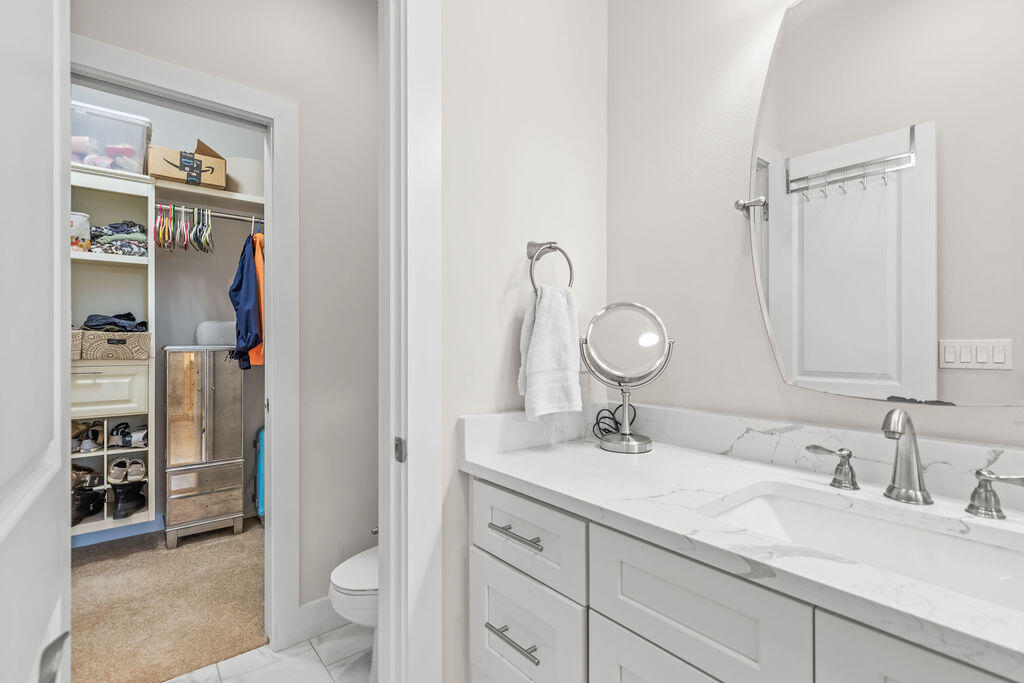 LAGRANGE LANDING - Residential