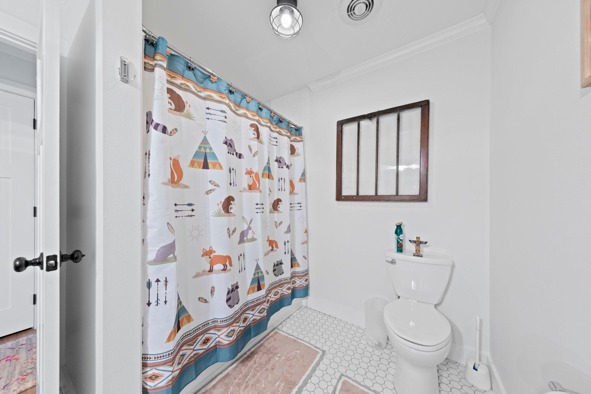 LEOTA MILLER S/D LOT 17 BLK D - Residential Lease