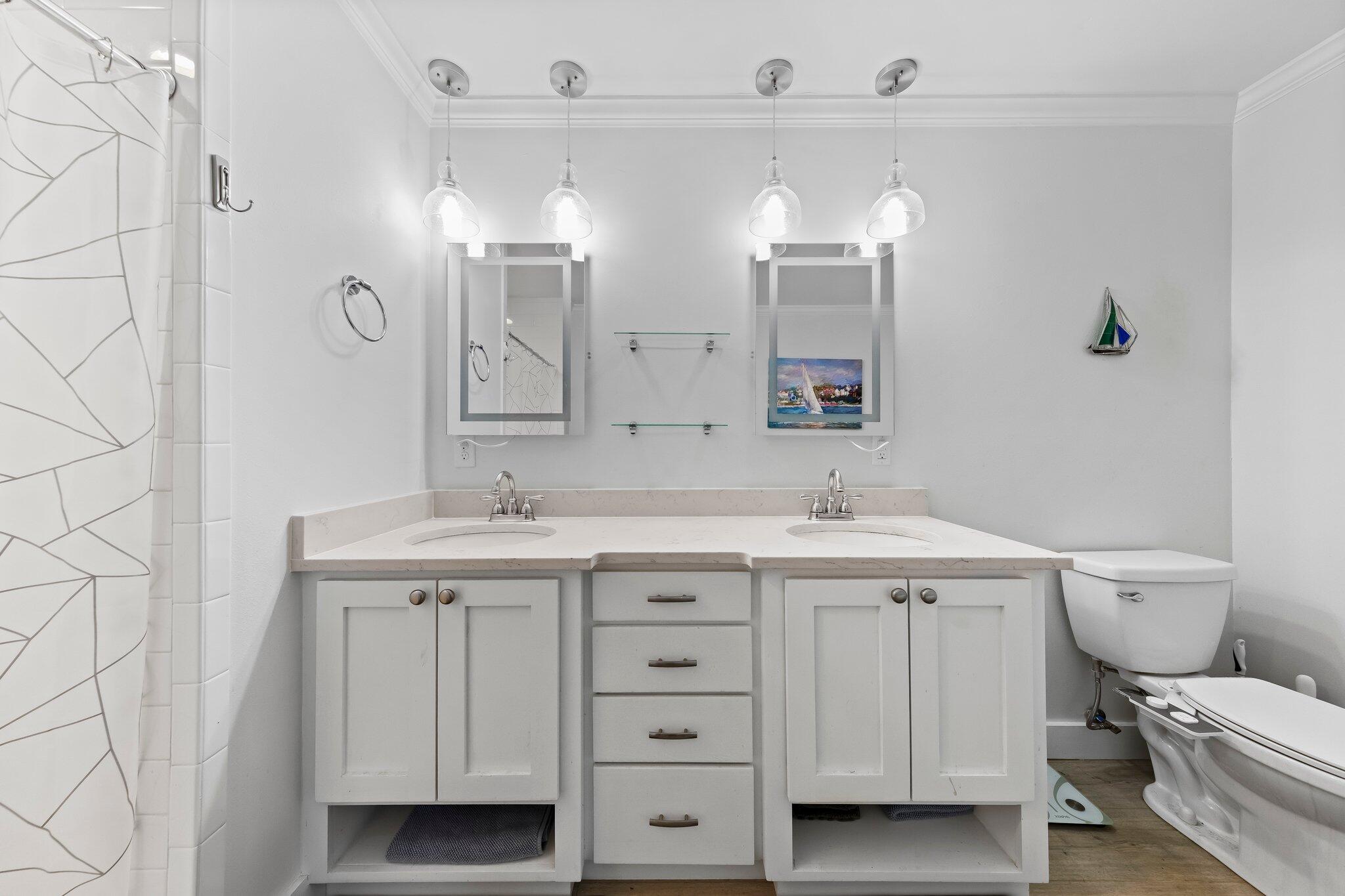 LEOTA MILLER S/D LOT 17 BLK D - Residential Lease