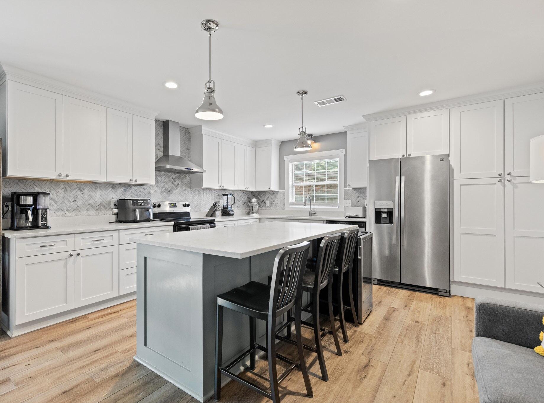 LEOTA MILLER S/D LOT 17 BLK D - Residential Lease