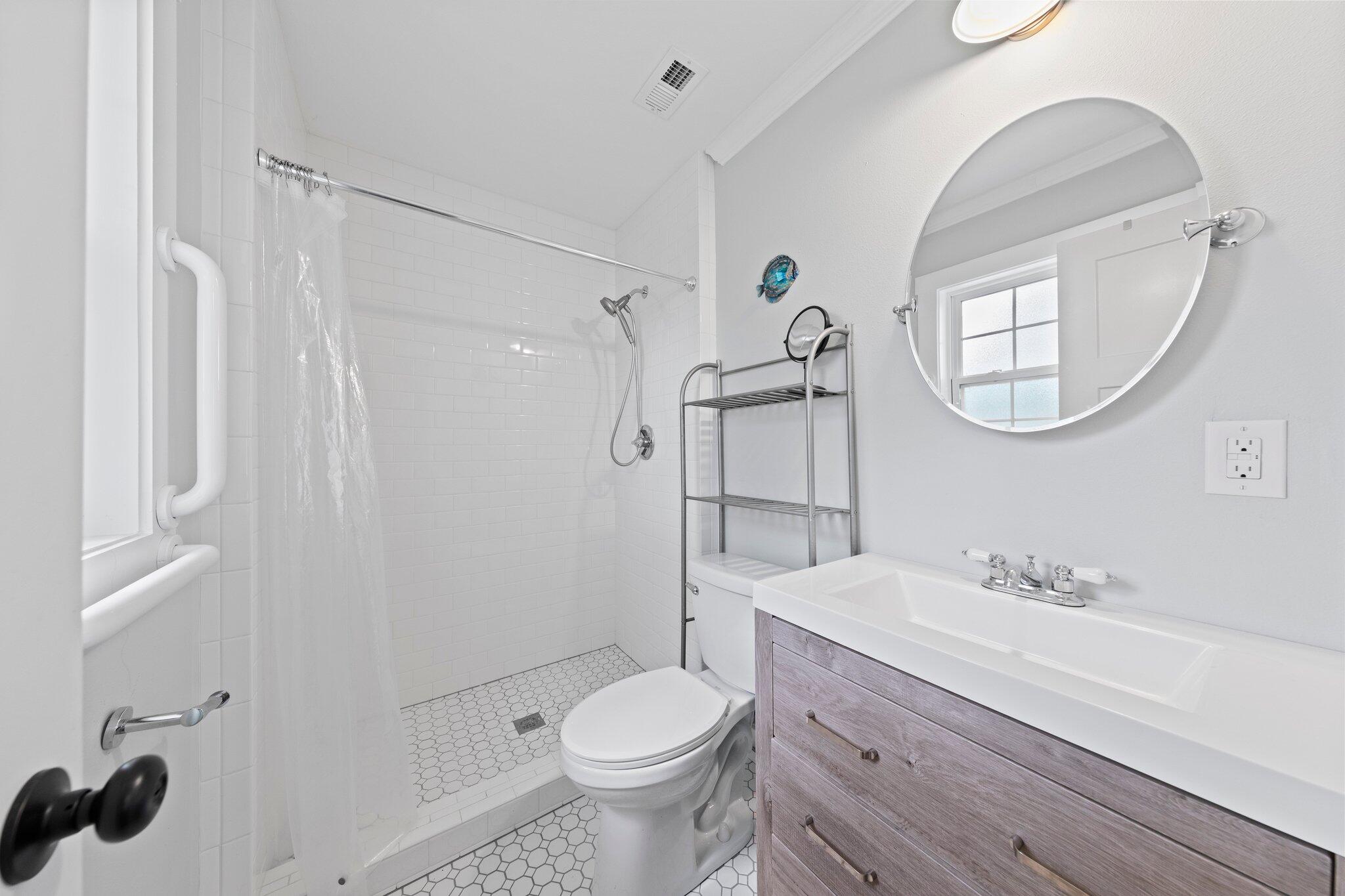 LEOTA MILLER S/D LOT 17 BLK D - Residential Lease