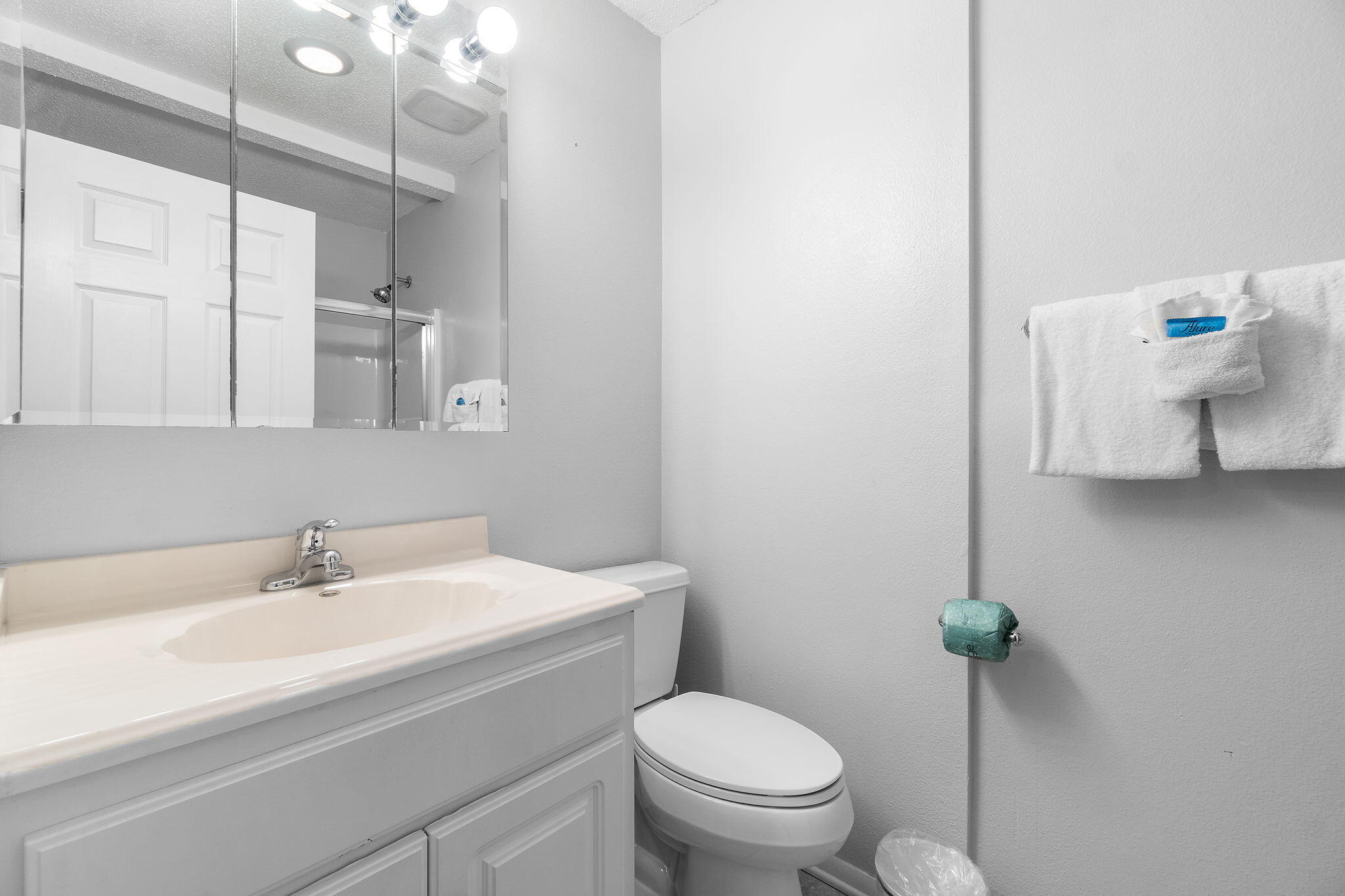 SUGAR BEACH T/H - Residential