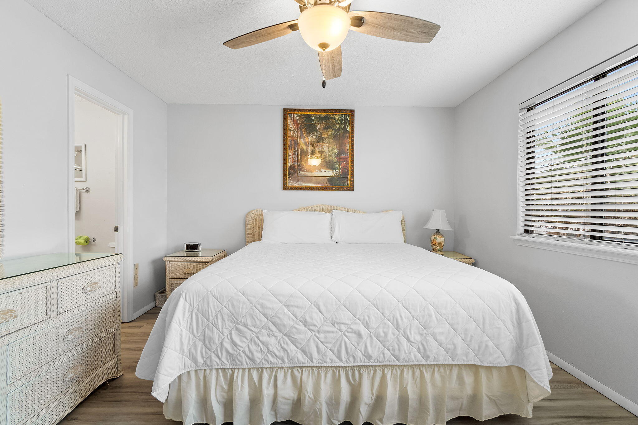 SUGAR BEACH T/H - Residential