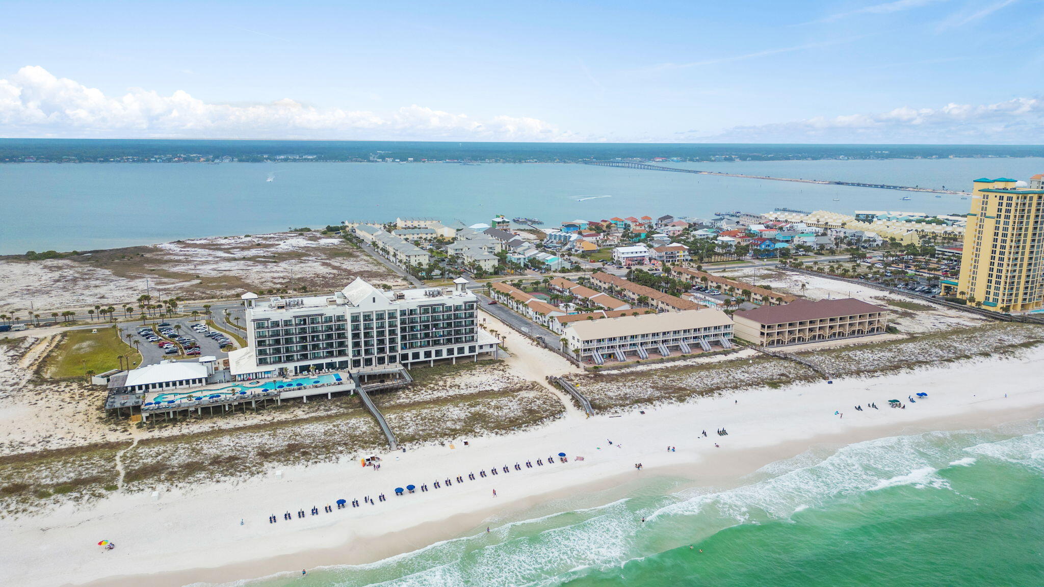 SUGAR BEACH T/H - Residential