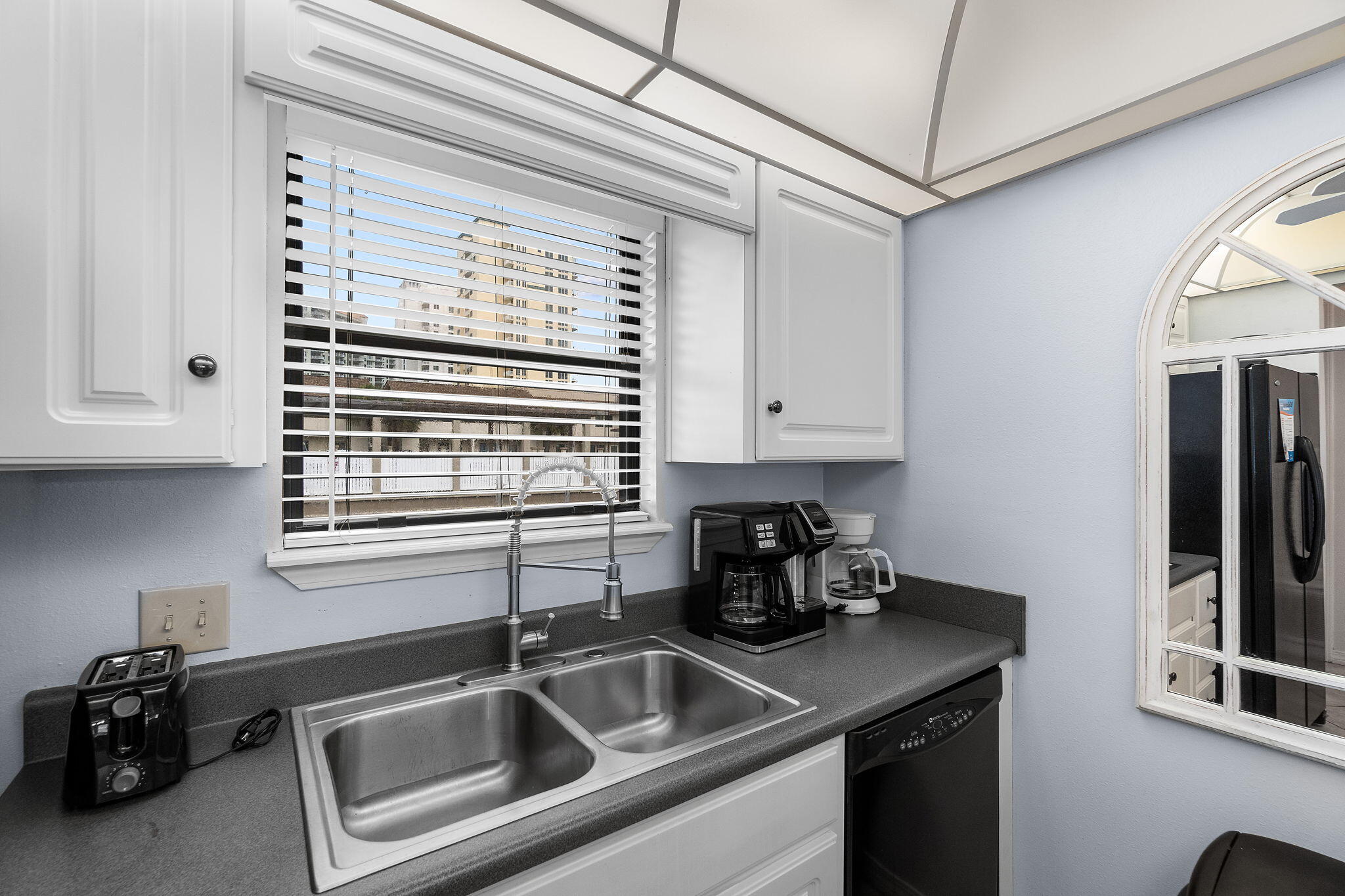 SUGAR BEACH T/H - Residential