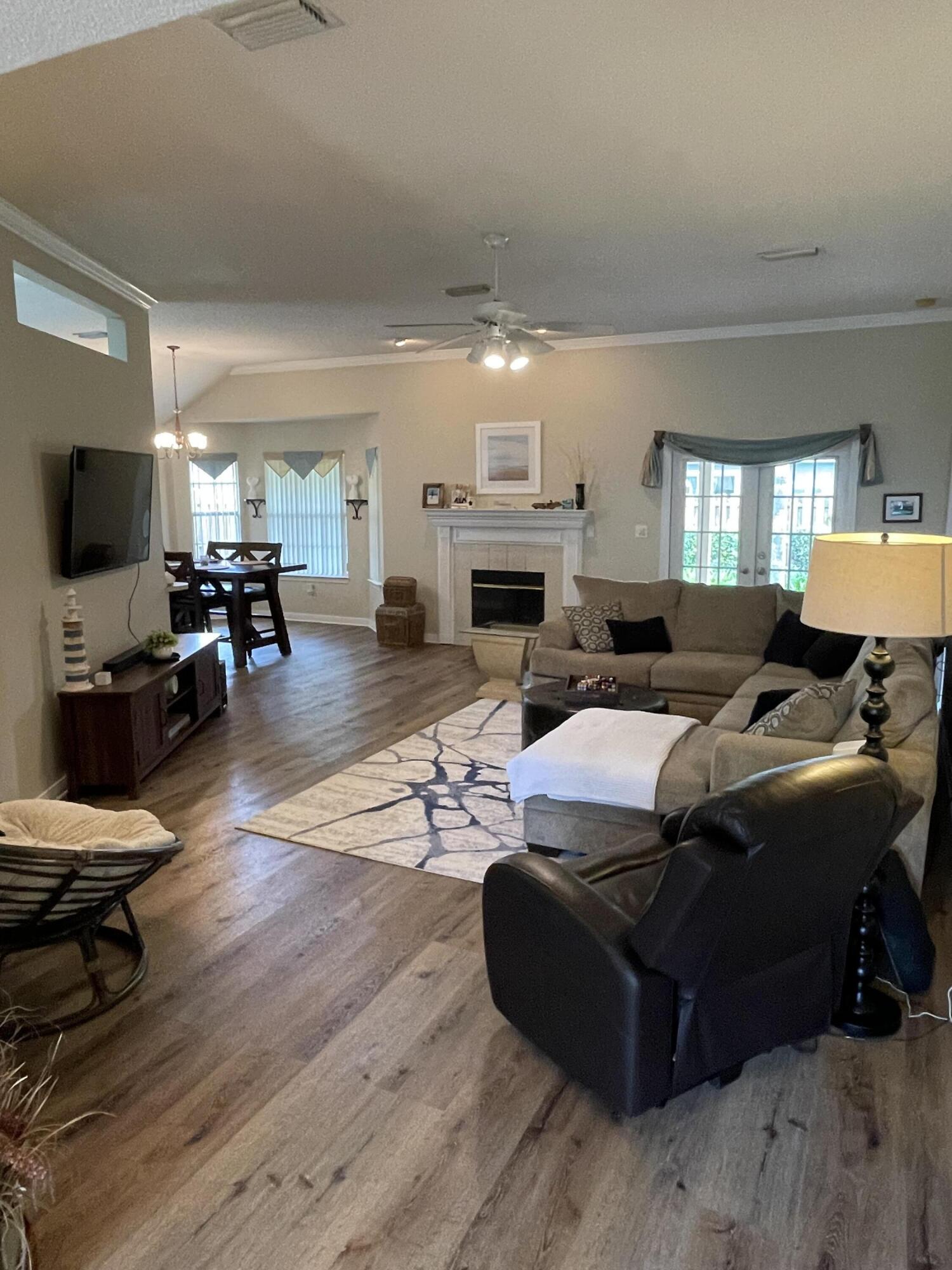 BAYSIDE - Residential