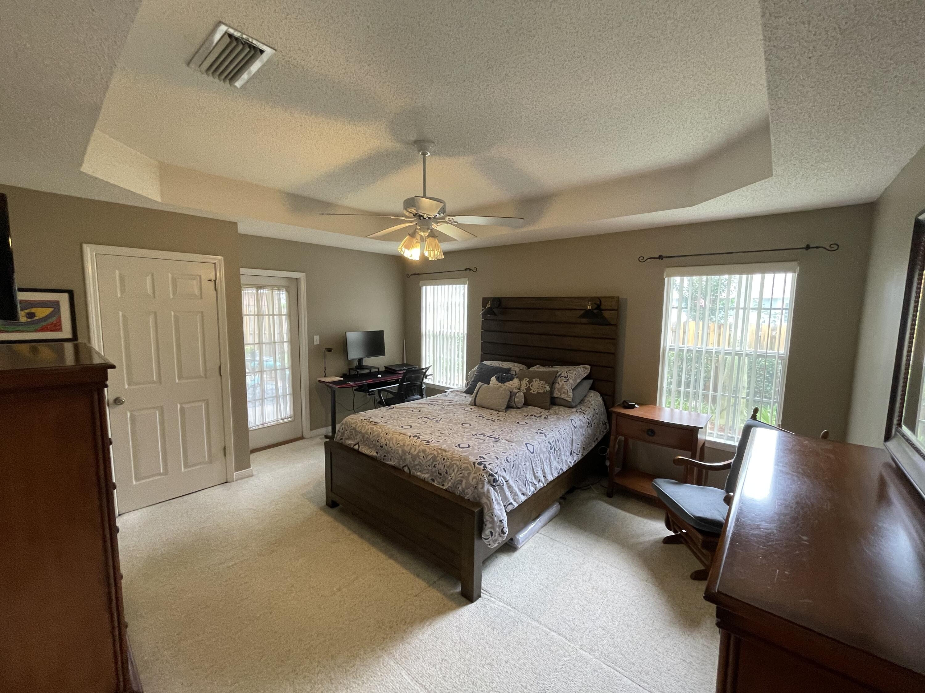 BAYSIDE - Residential