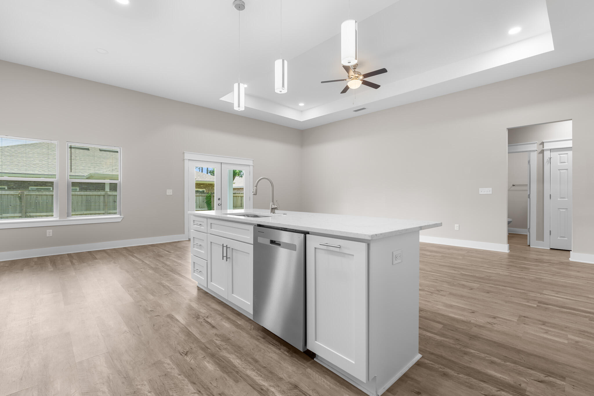 CASA LOMA S/D - Residential Lease