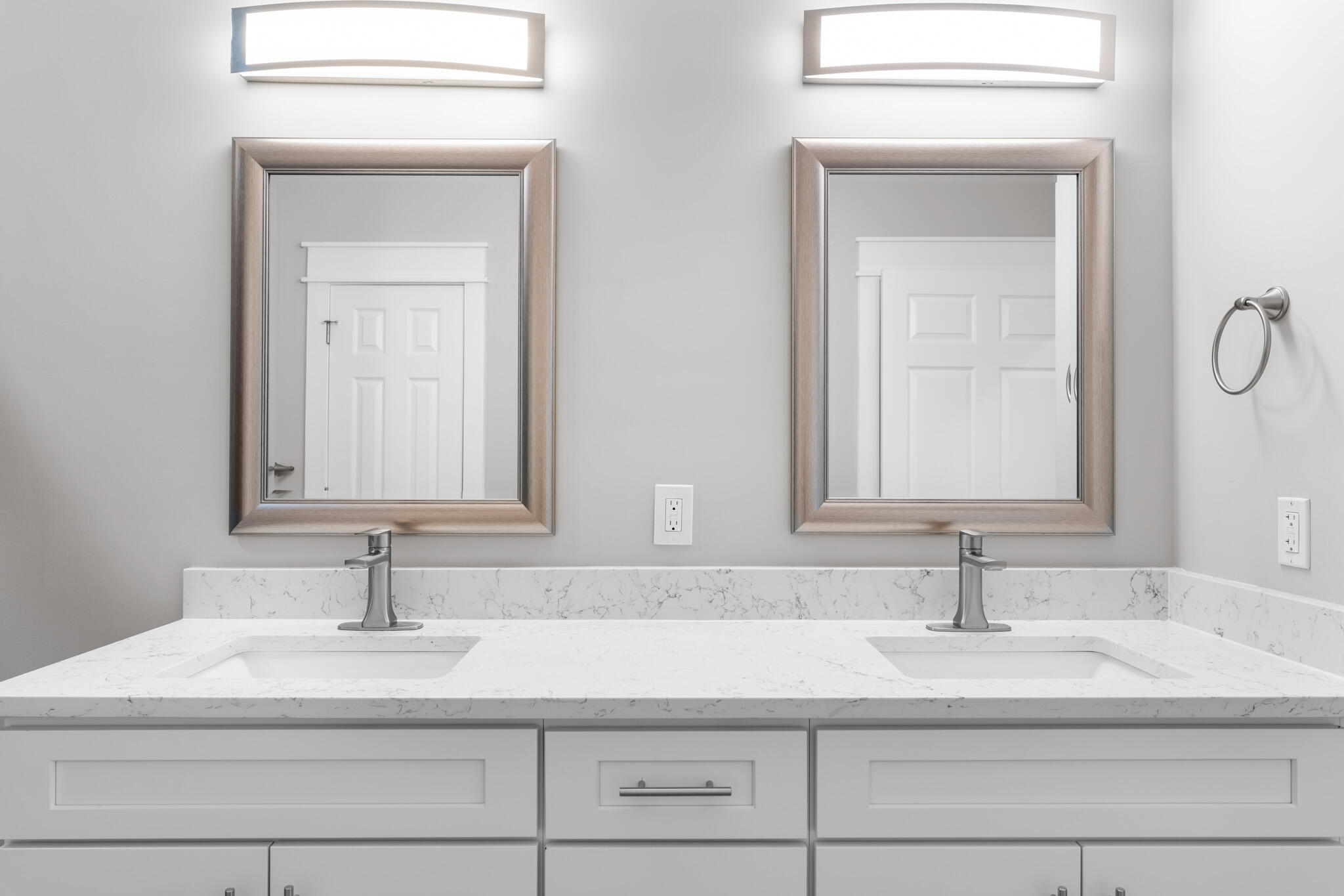 CASA LOMA S/D - Residential Lease