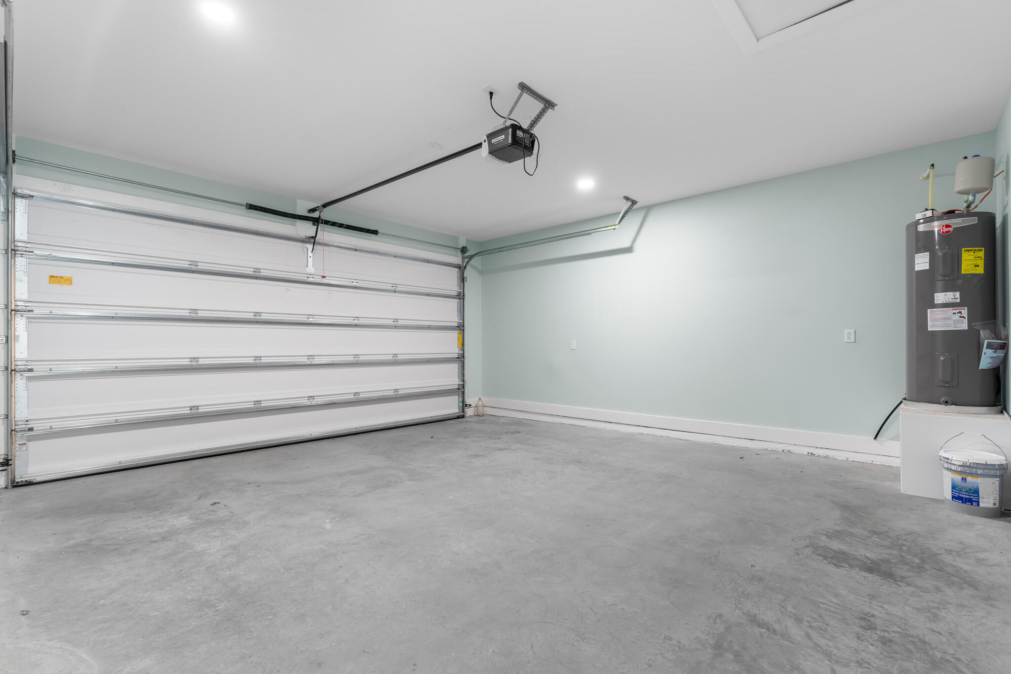 CASA LOMA S/D - Residential Lease