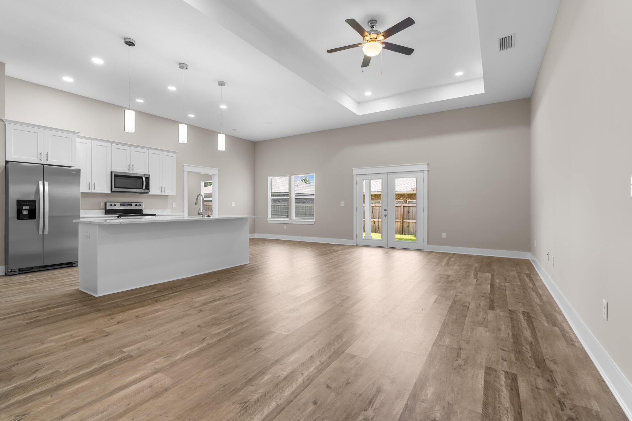 CASA LOMA S/D - Residential Lease