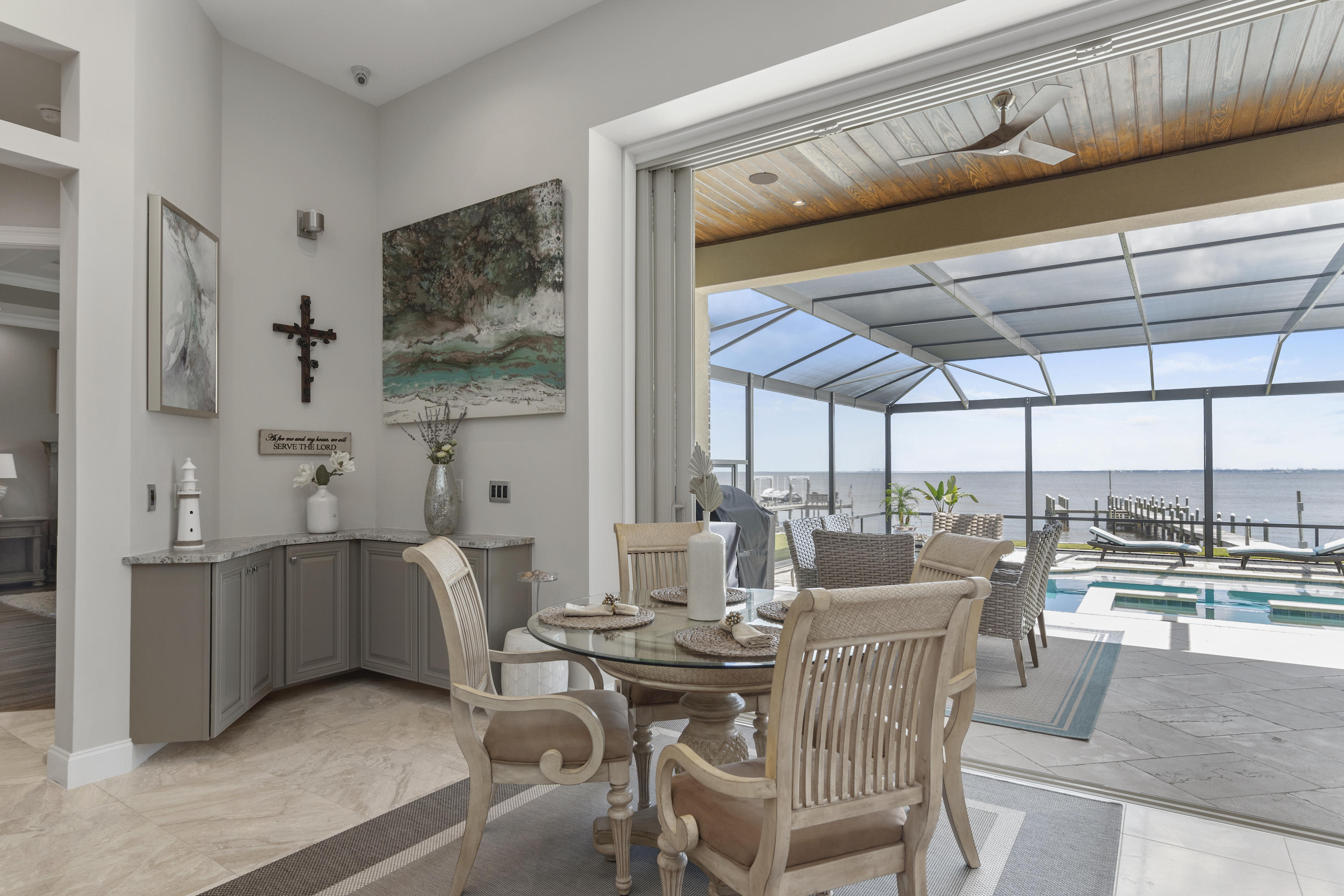 DANA & DOLPHIN POINT - Residential