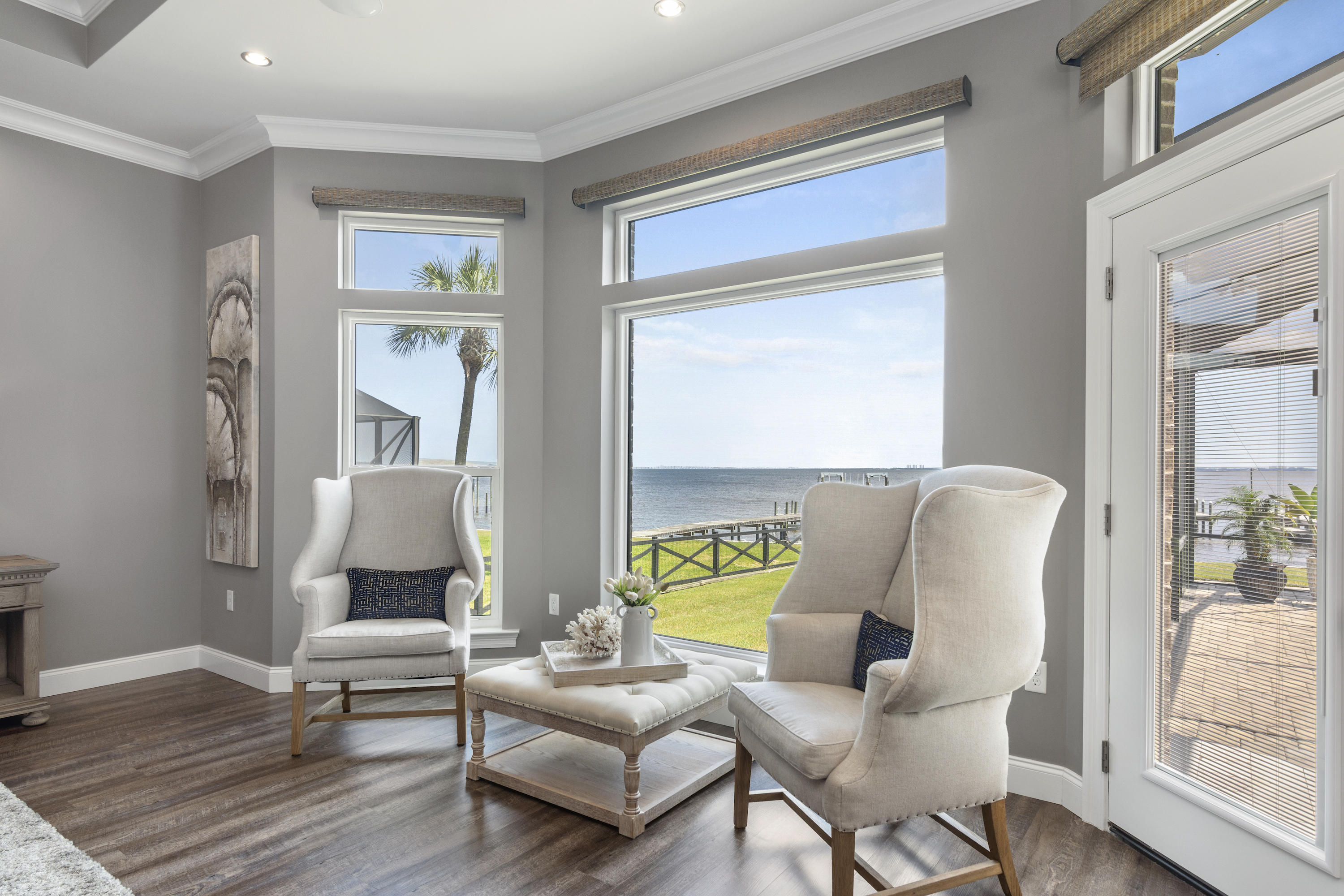 DANA & DOLPHIN POINT - Residential