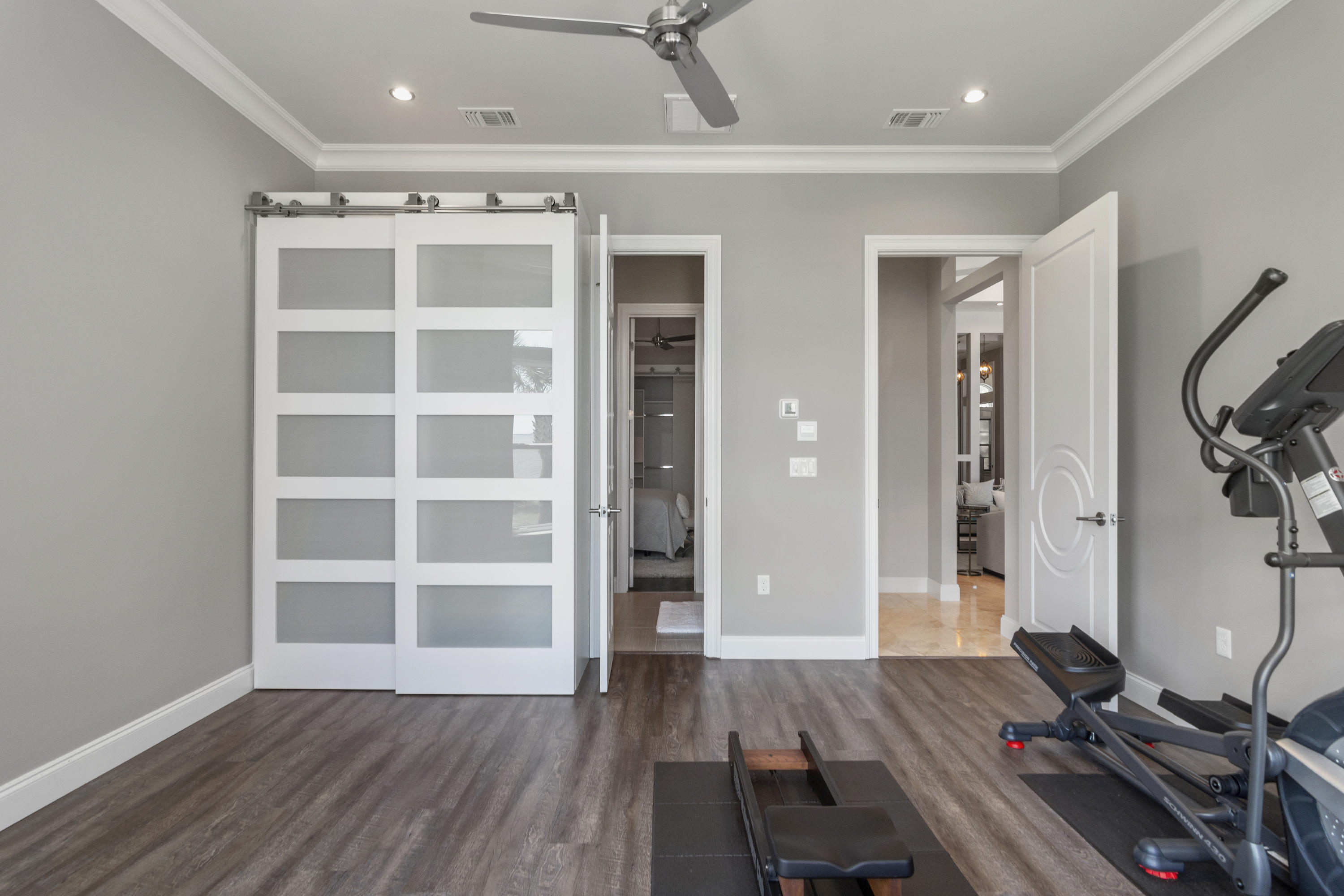 DANA & DOLPHIN POINT - Residential