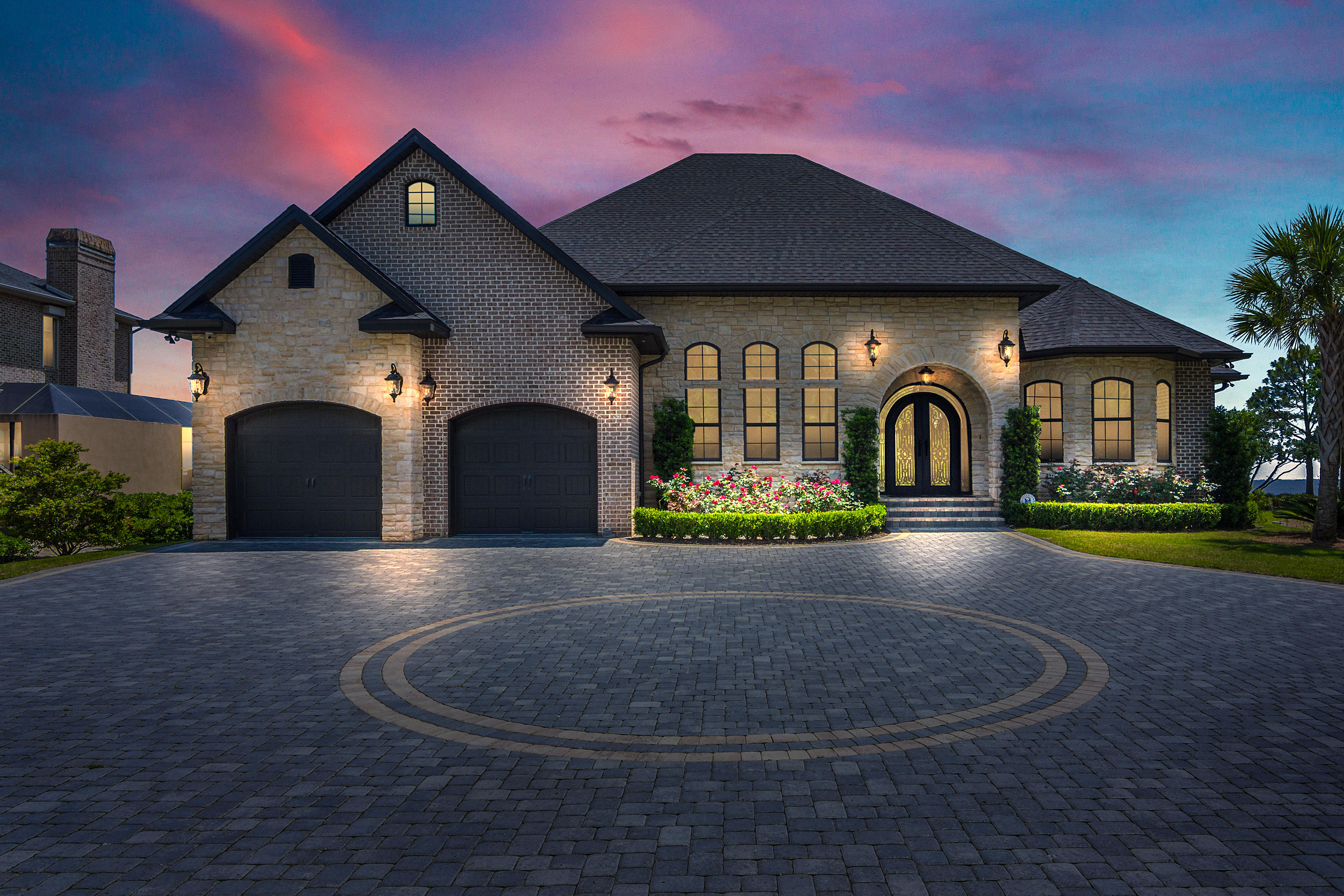 DANA & DOLPHIN POINT - Residential