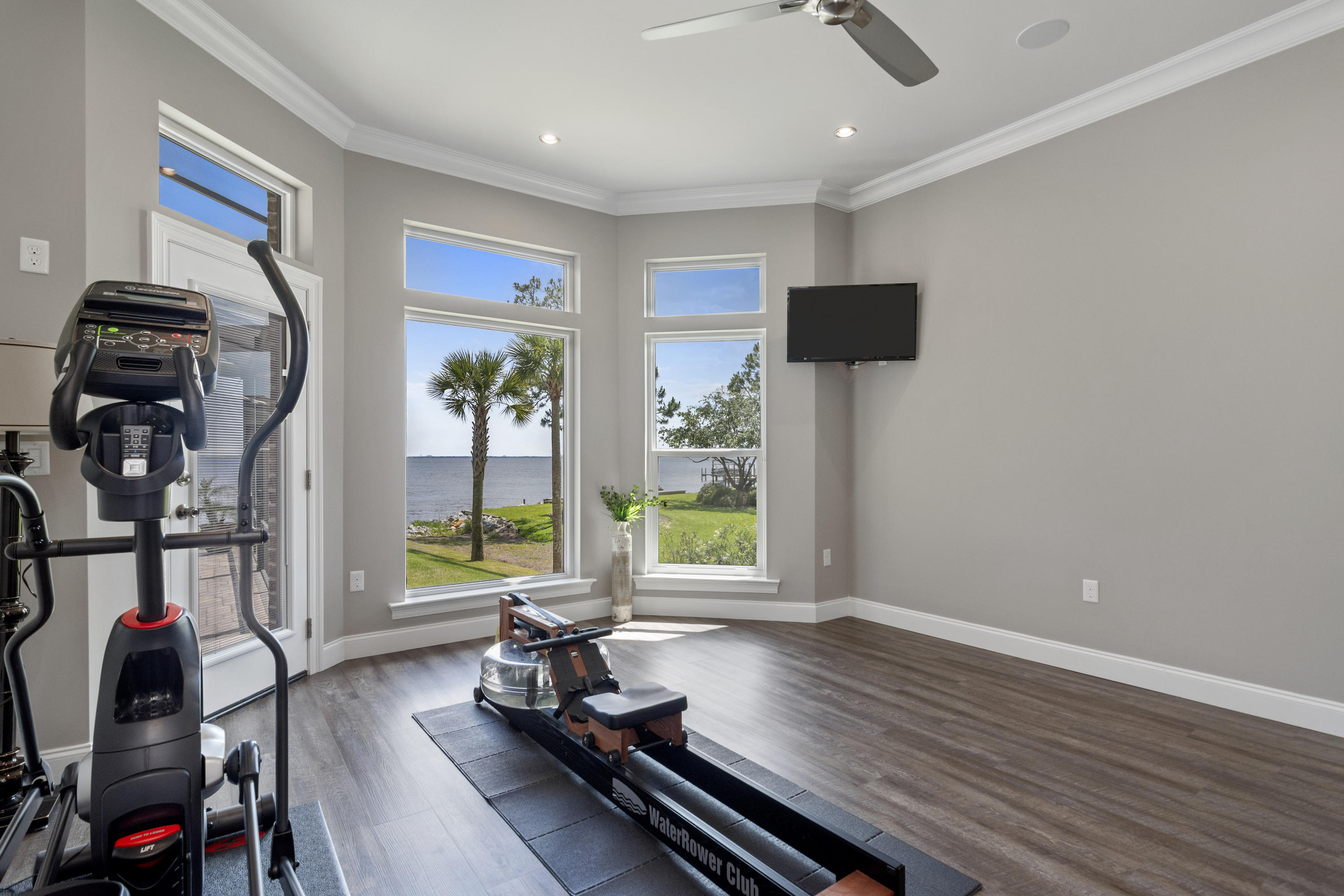 DANA & DOLPHIN POINT - Residential